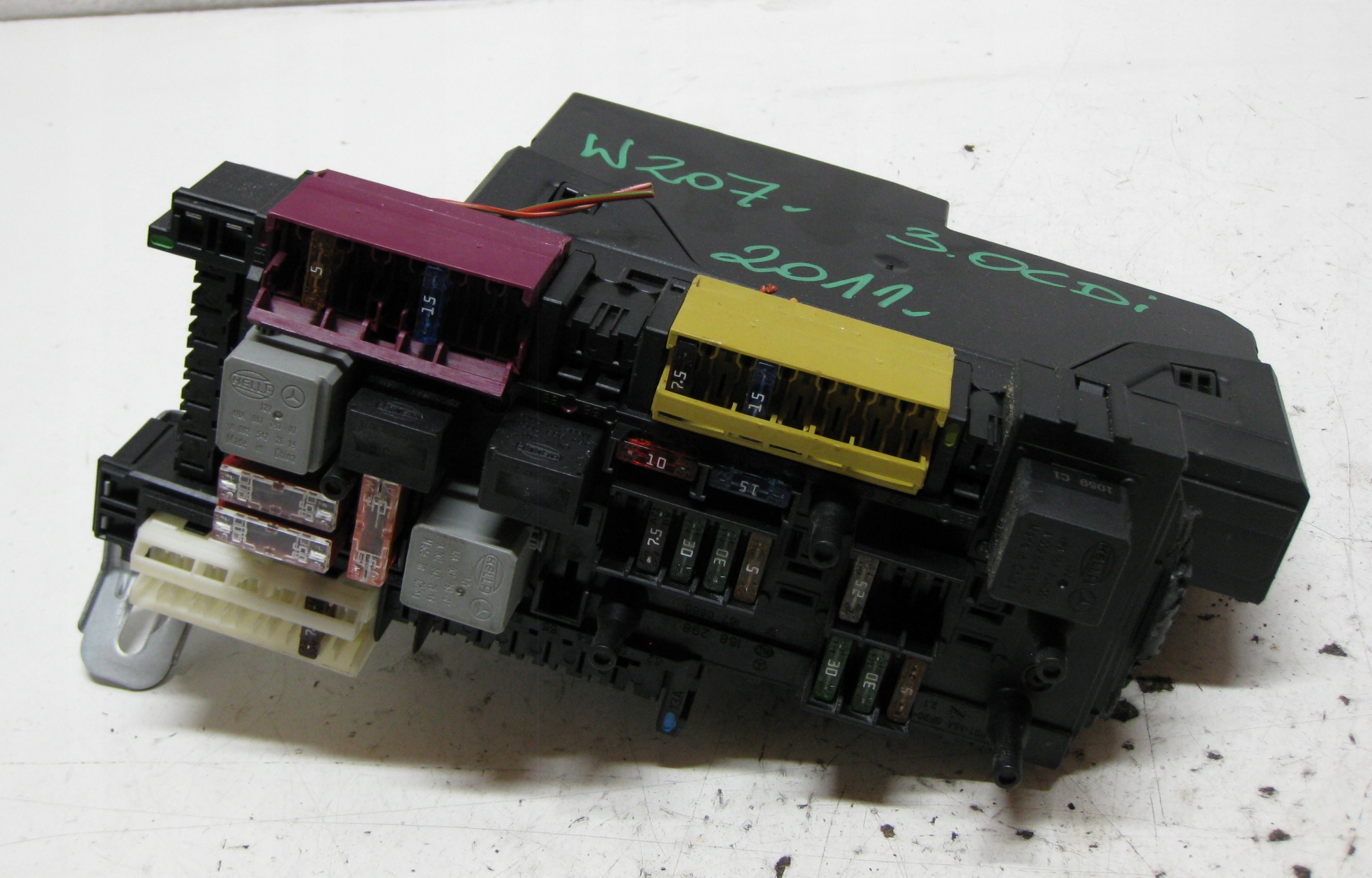 MERCEDES W207 3.0 CDI 11R module control unit SAM 2129060105