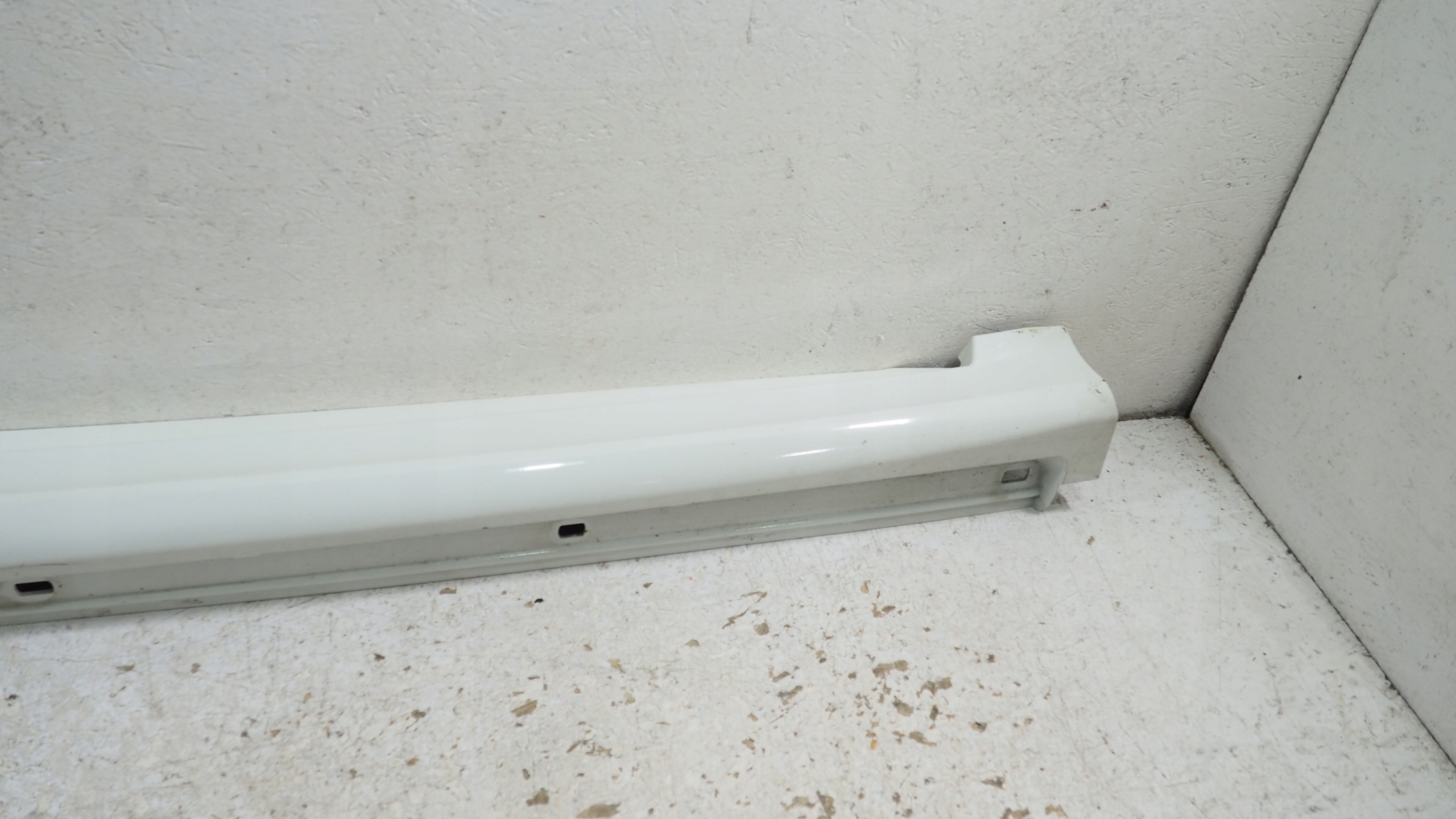 Mercedes B Klasa W245 moulding threshold right A1696102208