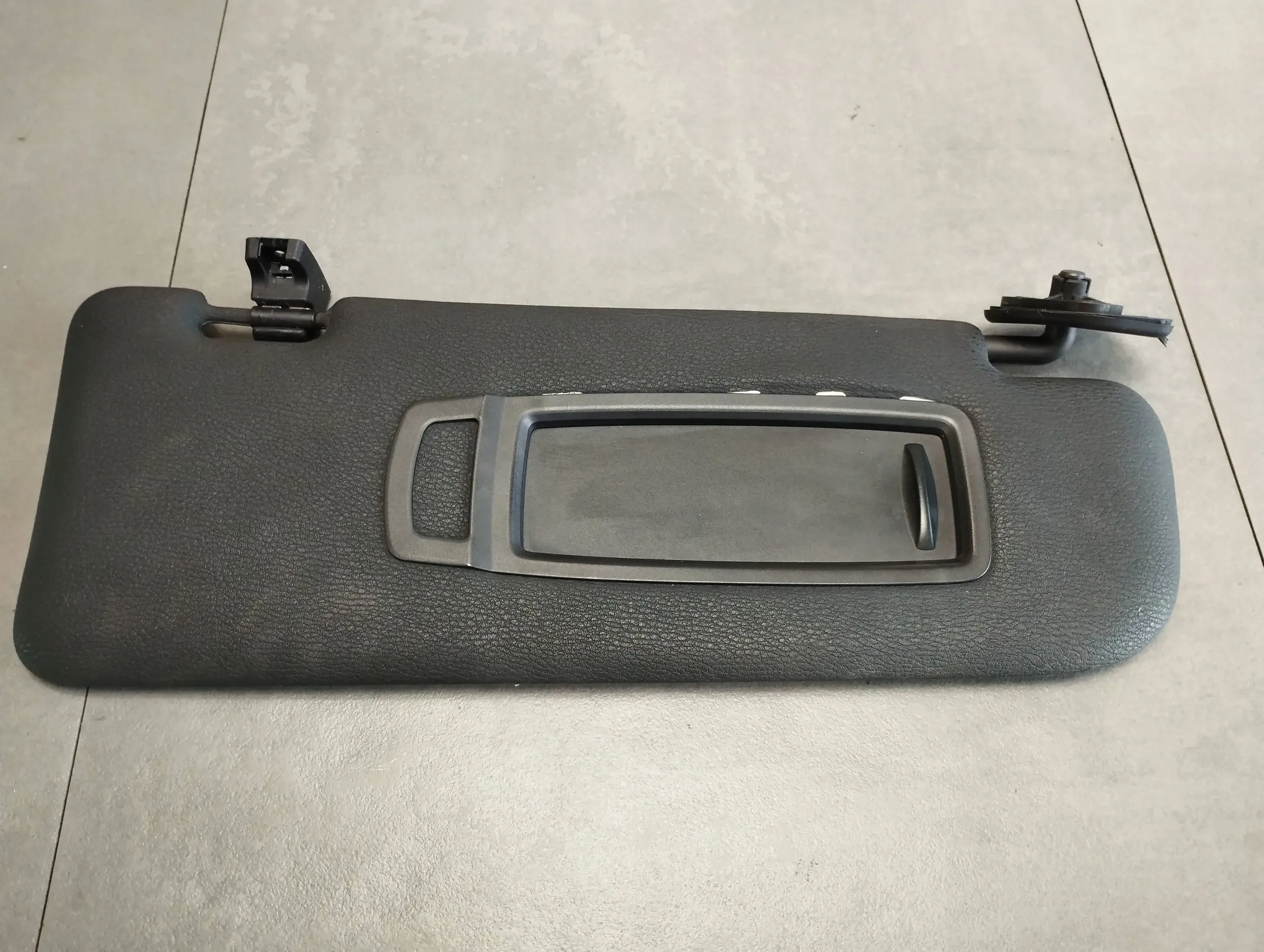 BMW X6 E71 Blende Abdeckung PRZECIWSLONECZNA rechts 9356051