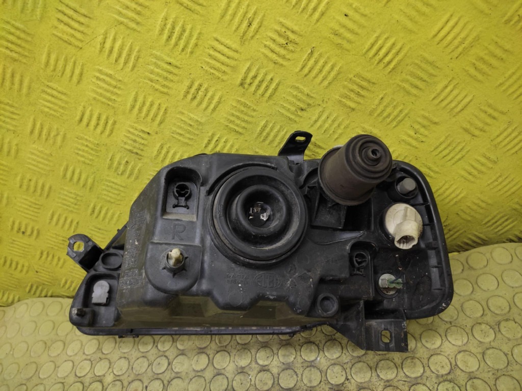 DACIA LOGAN REFLEKTOR light right front 8200211006