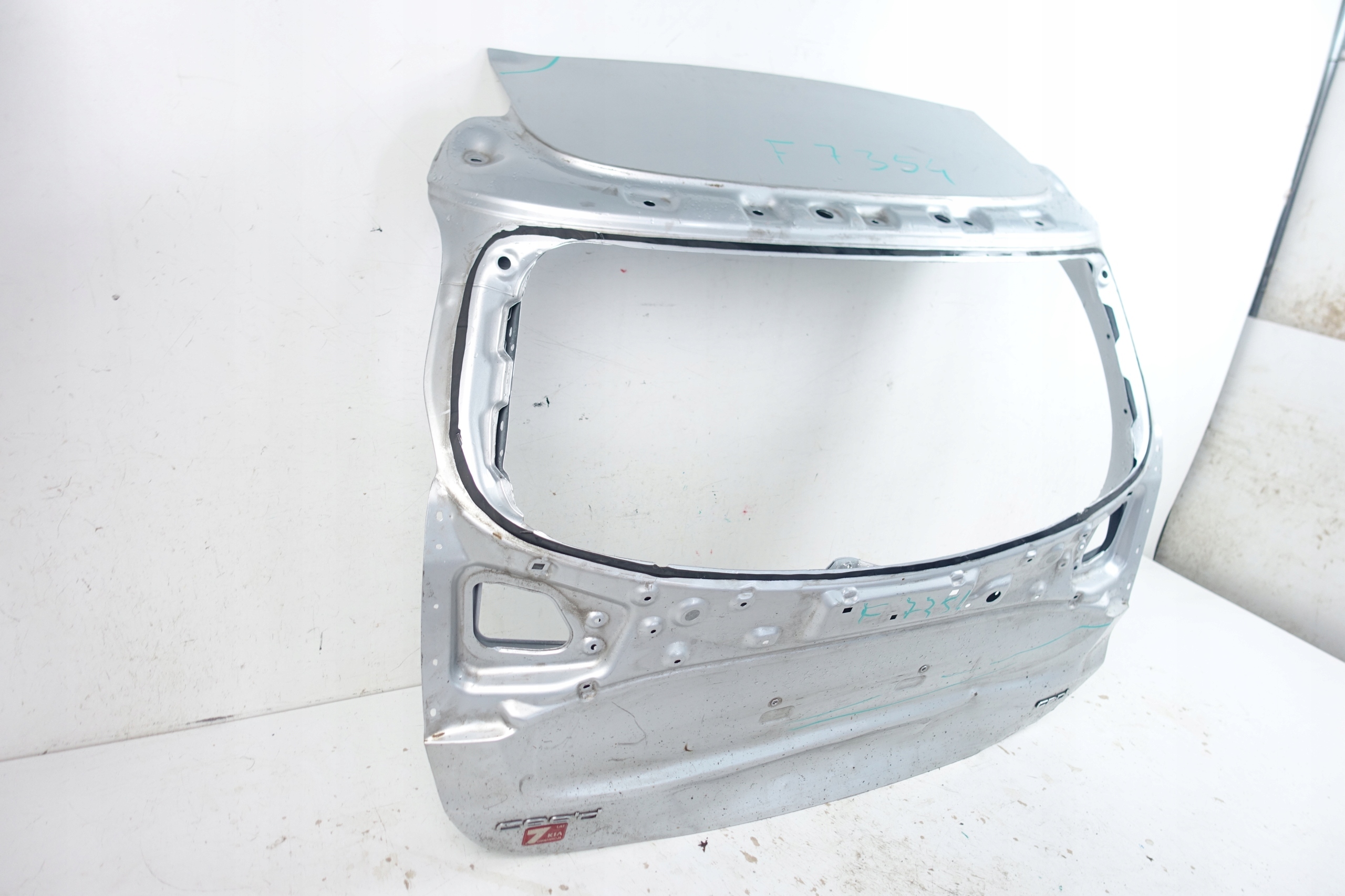 KIA CEED II KOMBI 2012- cover trunk door boot