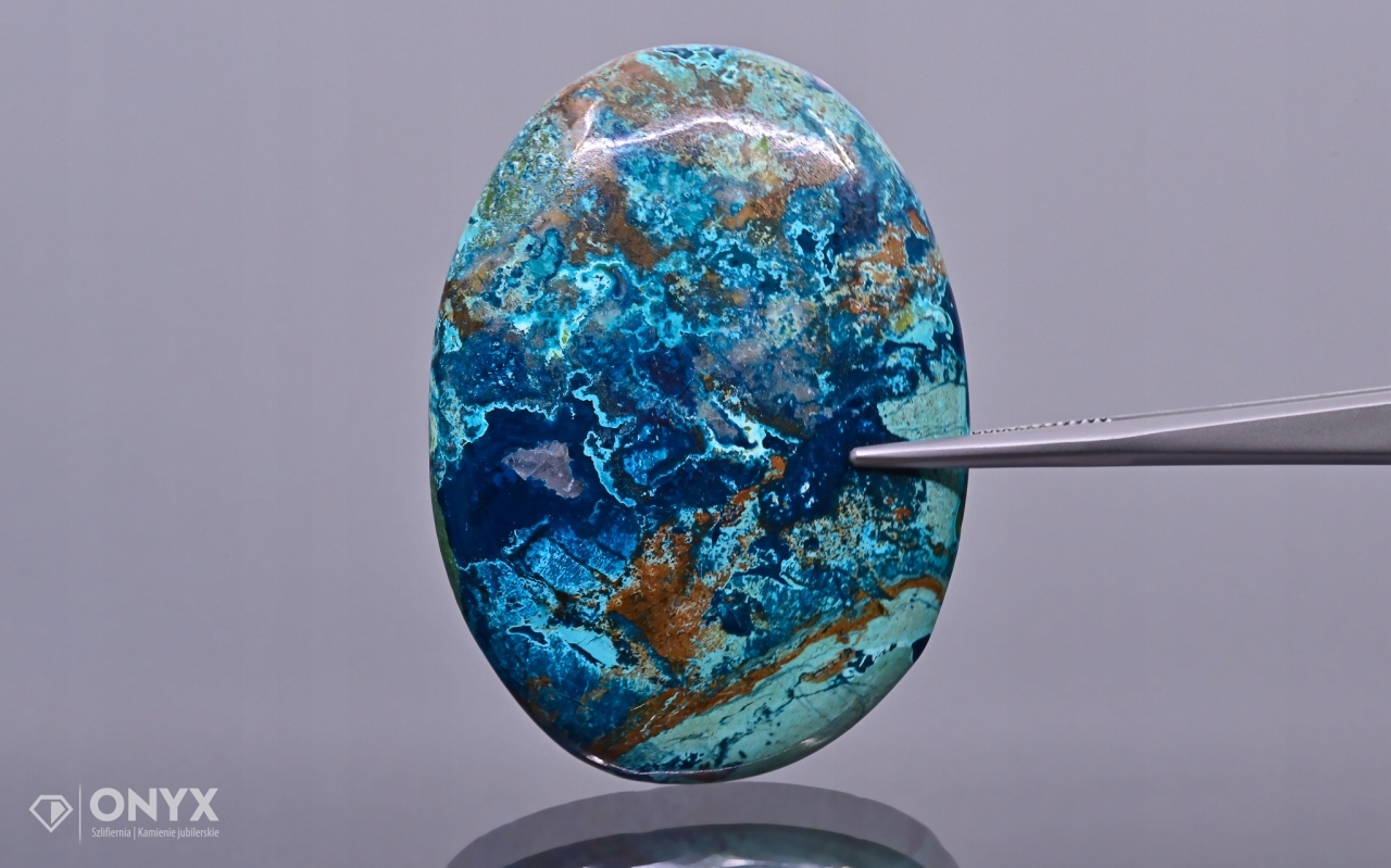 Šatukit kabošon ovál 51x37,5 mm