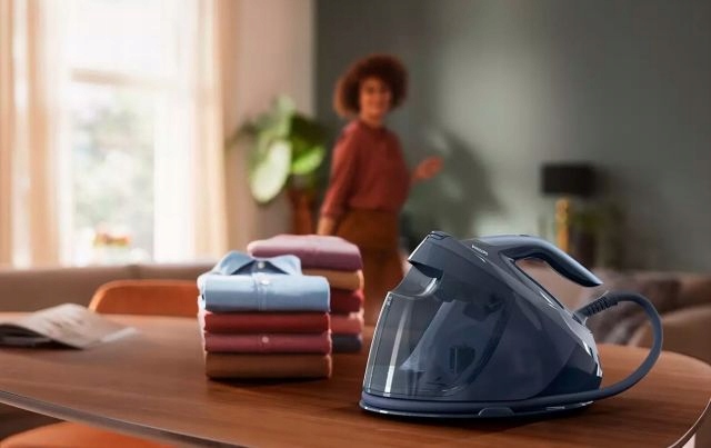 Generator pary Philips PerfectCare 7000 PSG7130/20 Szerokość produktu 24 cm