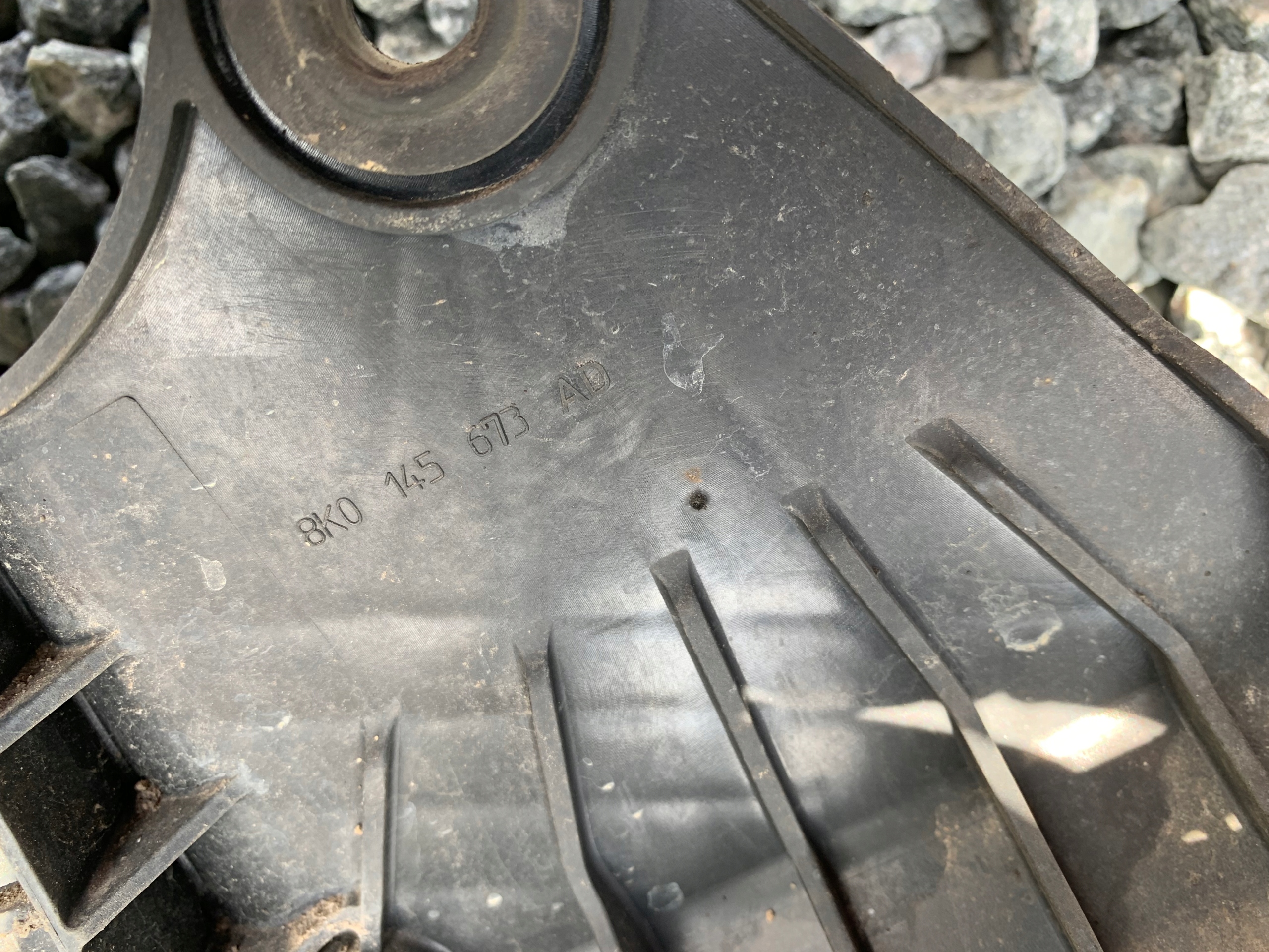 rohr intercooler AUDI A4 B8 A5 Q5 8K0145673AD AJ