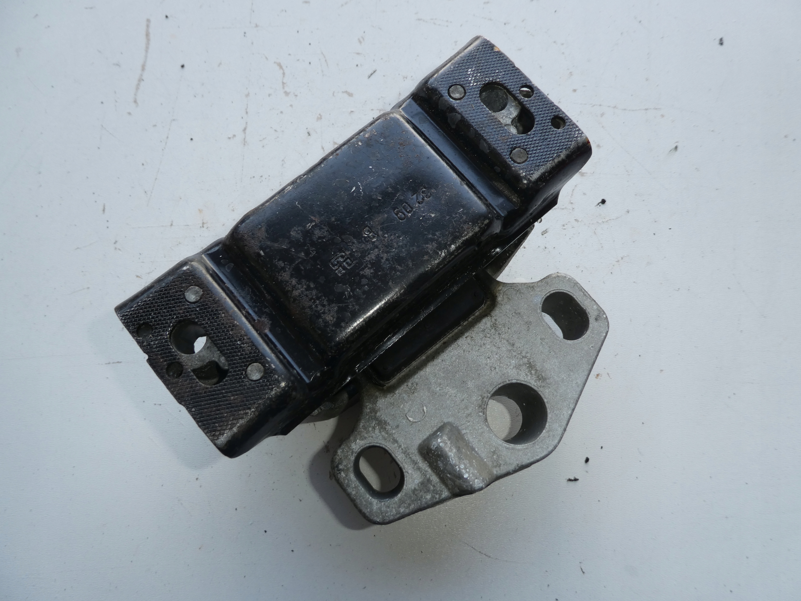engine mount VW SHARAN and LIFT 7M3199555
