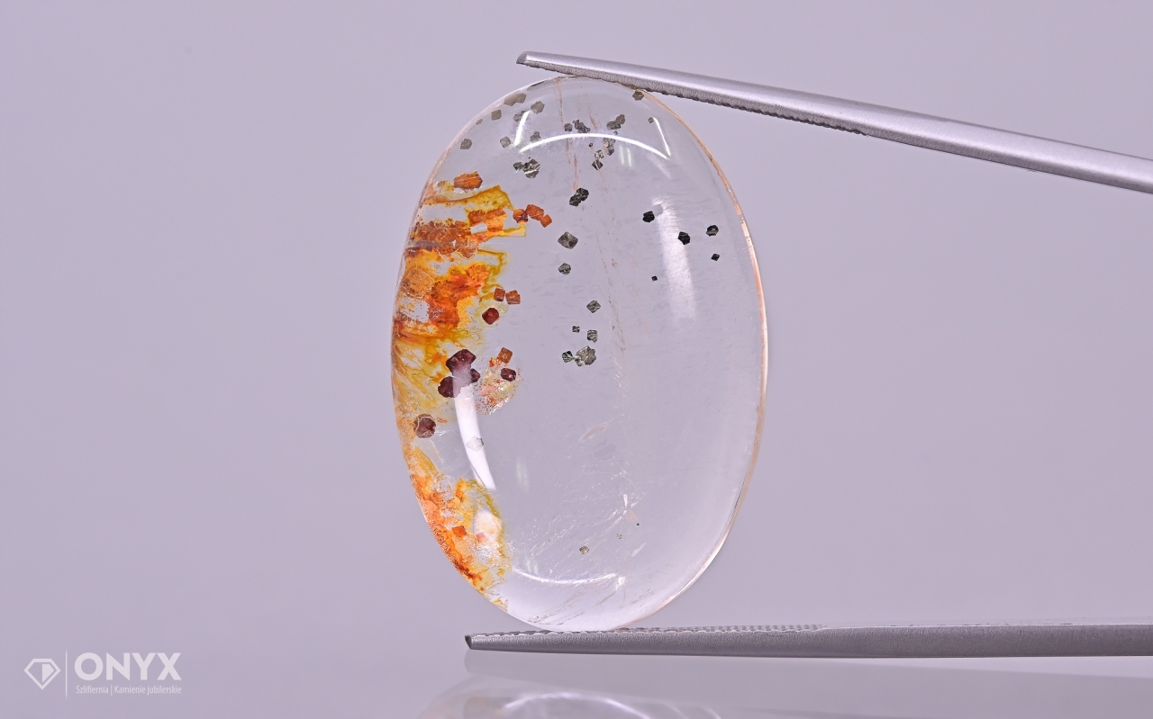 Křemen s pyritem kabošon ovál 30,5x20,5 mm