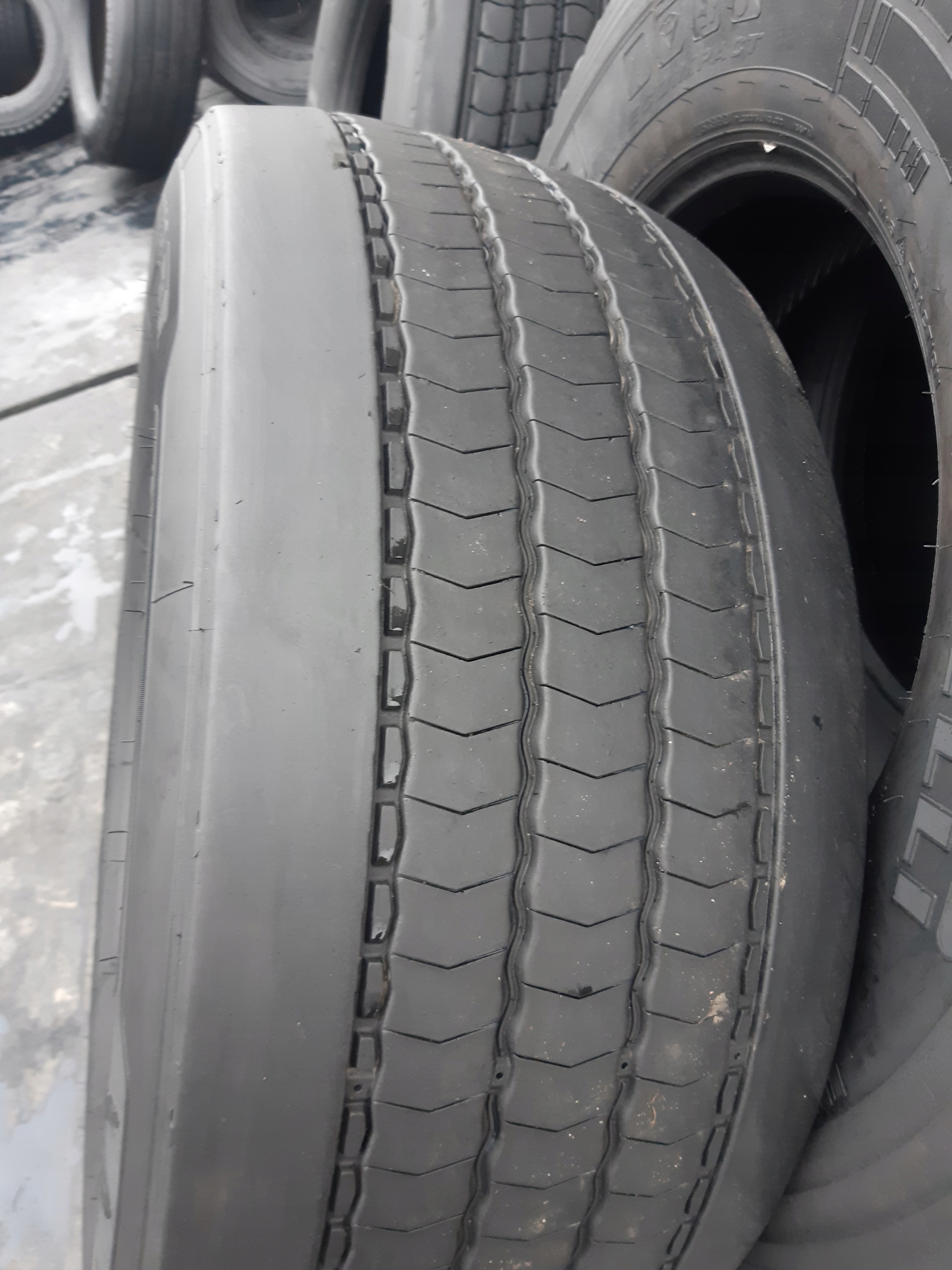 385/55R22.5 Michelin X Multi Z przód Szerokość opony 385 mm