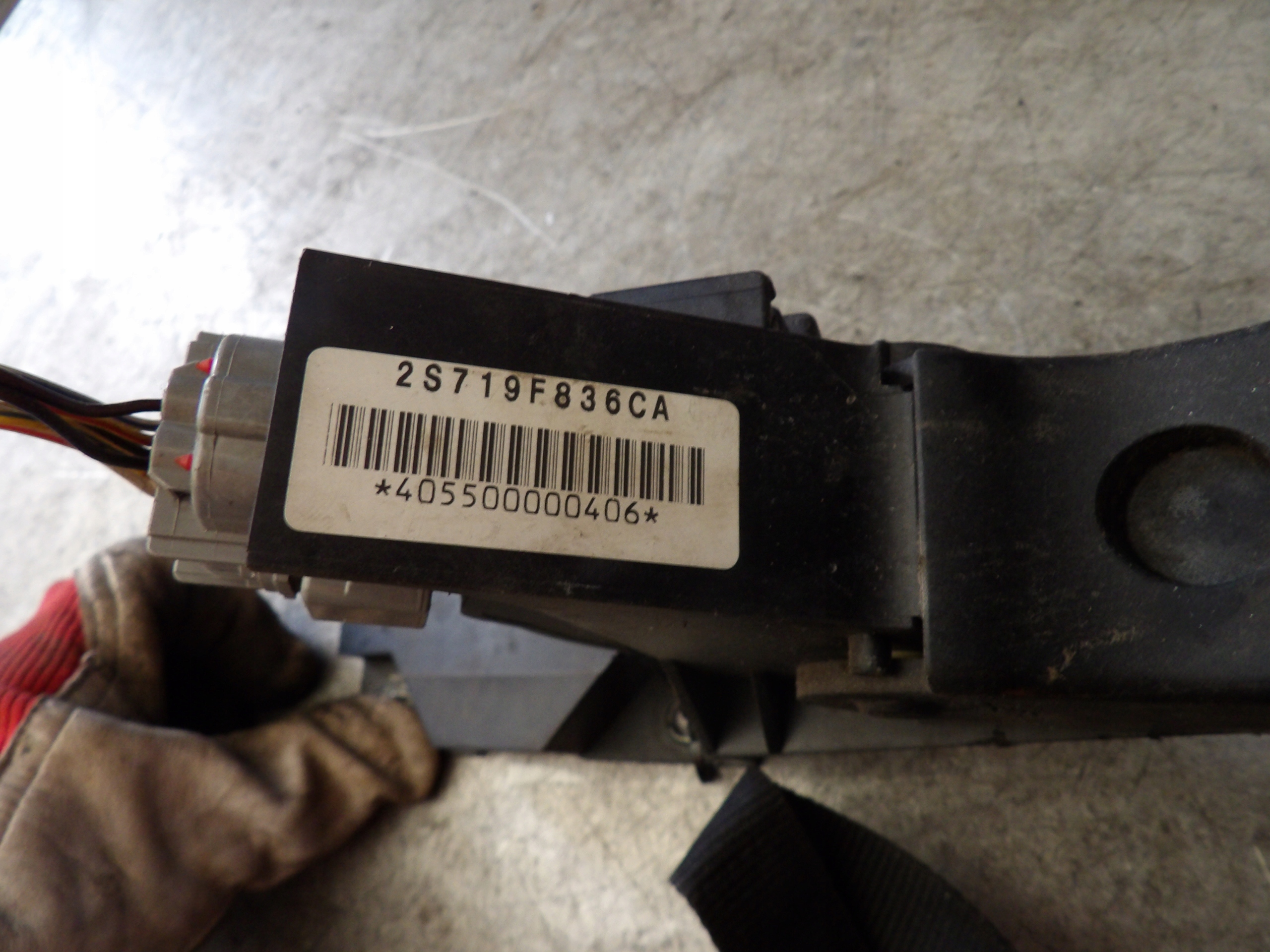Ford Mondeo MK3 accelerator pedal 2,0TDCI 2S719F836CA