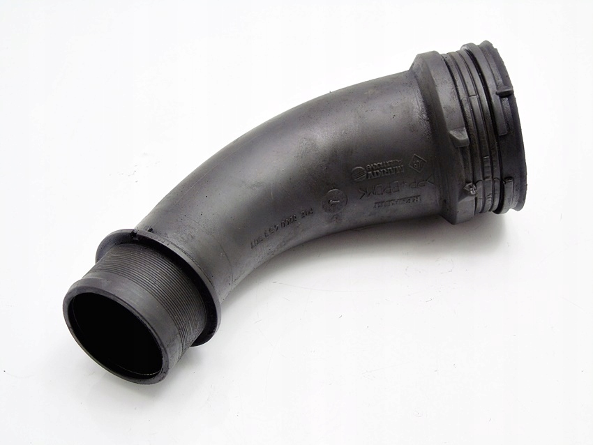 renault oe 8200453501 патрубок Воздух