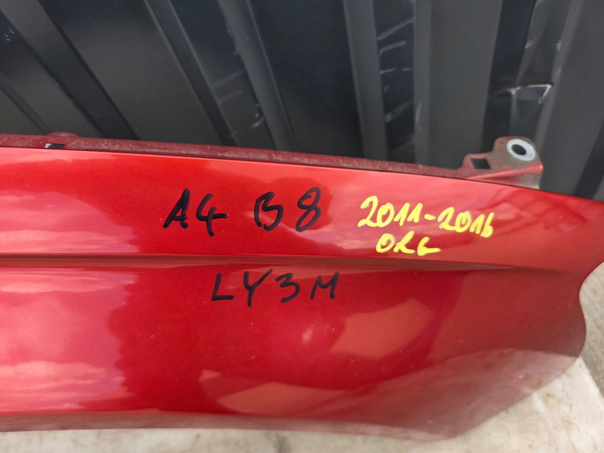 fender right front AUDI A4 B8 LIFT LY3M 2011-2016 original !!!