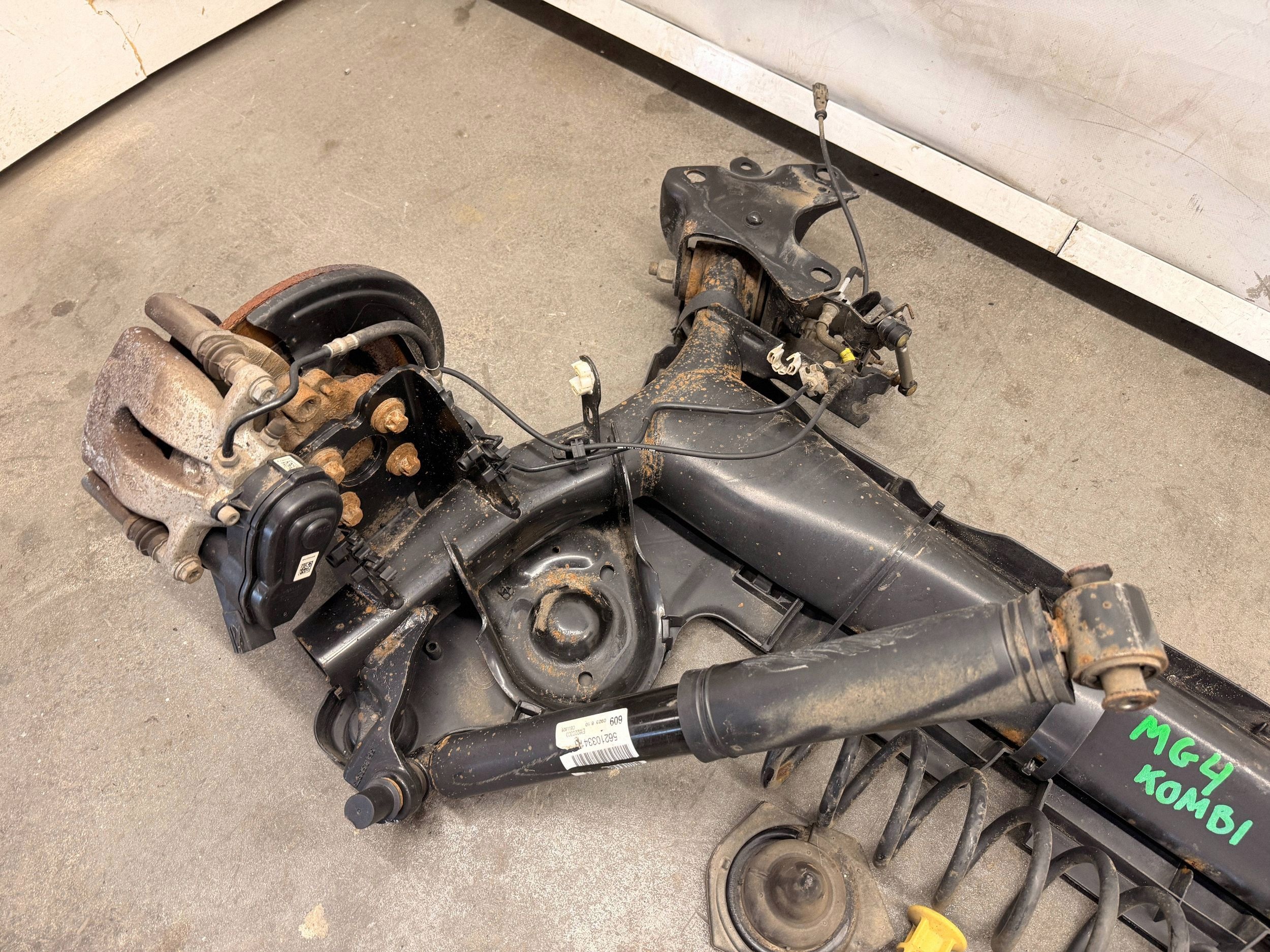 Renault Megane IV KOMBI achsträger heck hinten achse