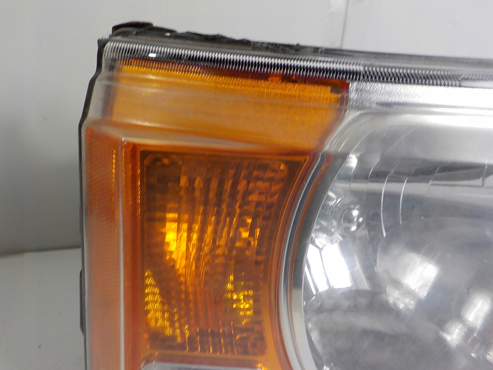 LAND ROVER DISCOVERY III light right front UK