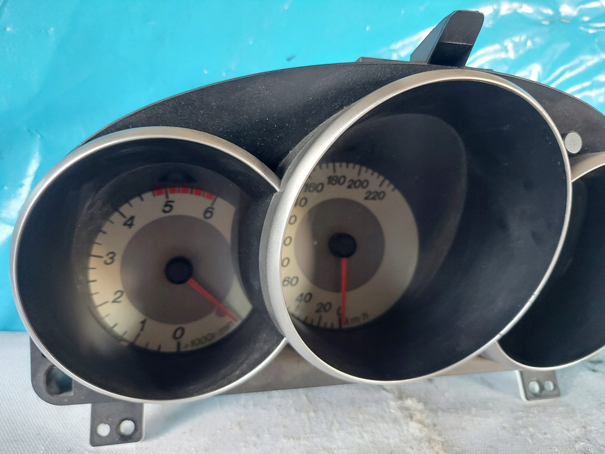 dials clock MAZDA 3 BK 1.6 B BS3P