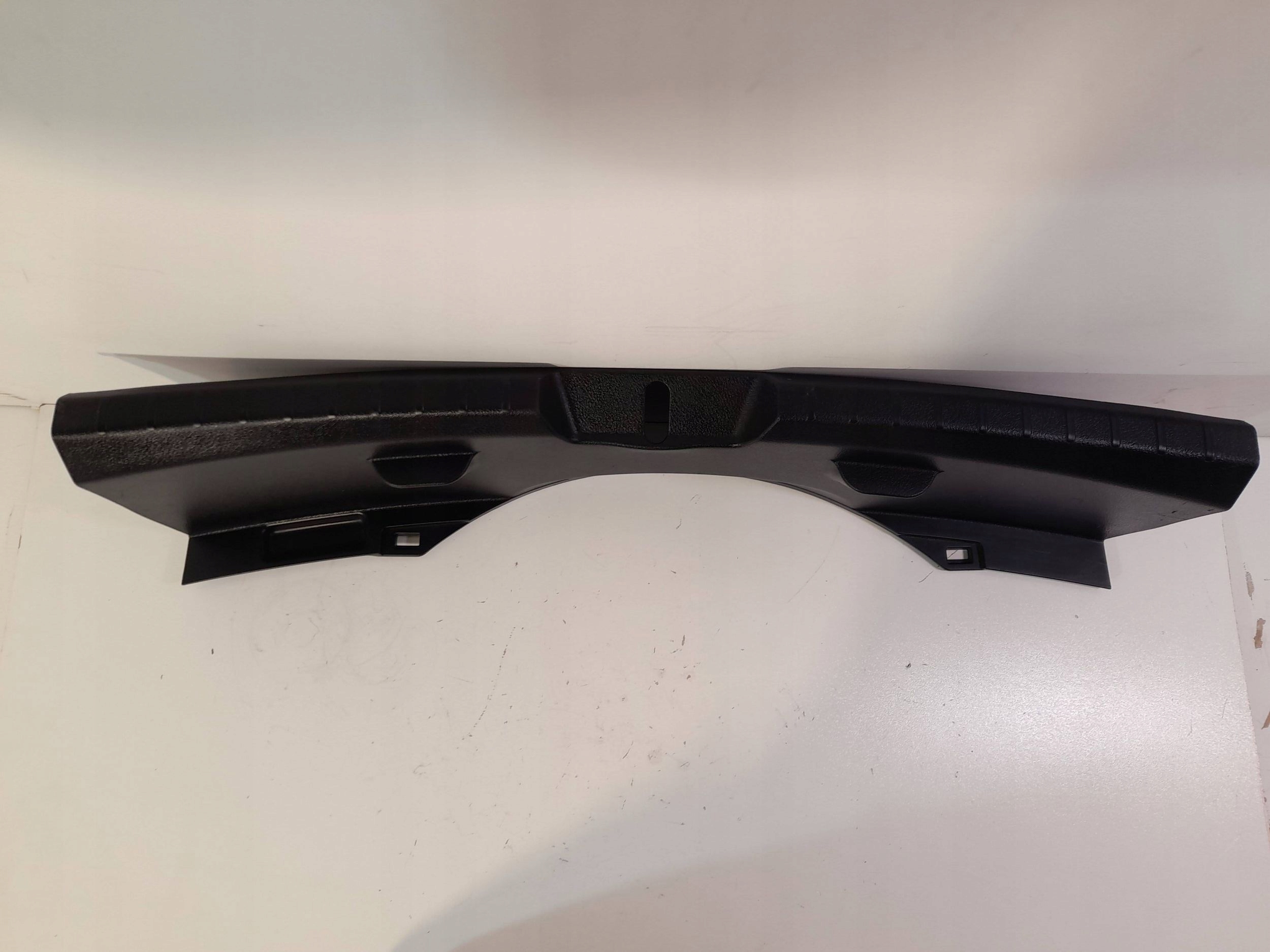Toyota Yaris cap of the threshold boot 583870D090