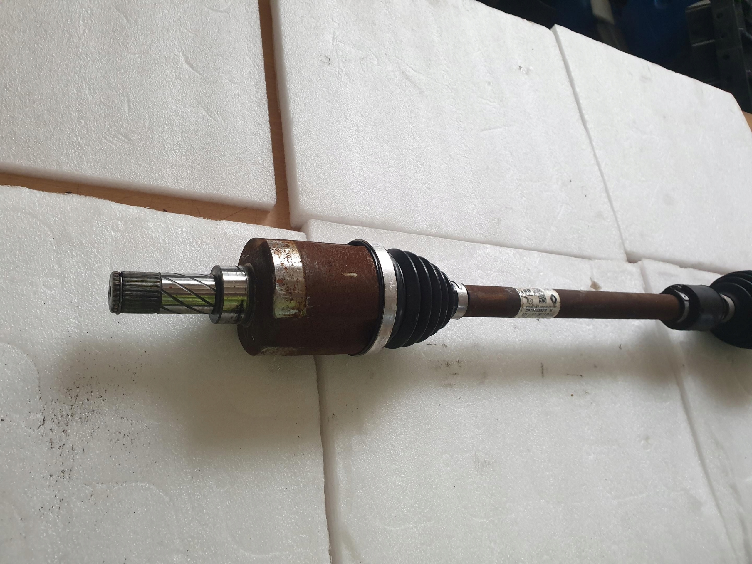 semi-axis Napedowa right RENAULT MEGANE V E-TECH 2022