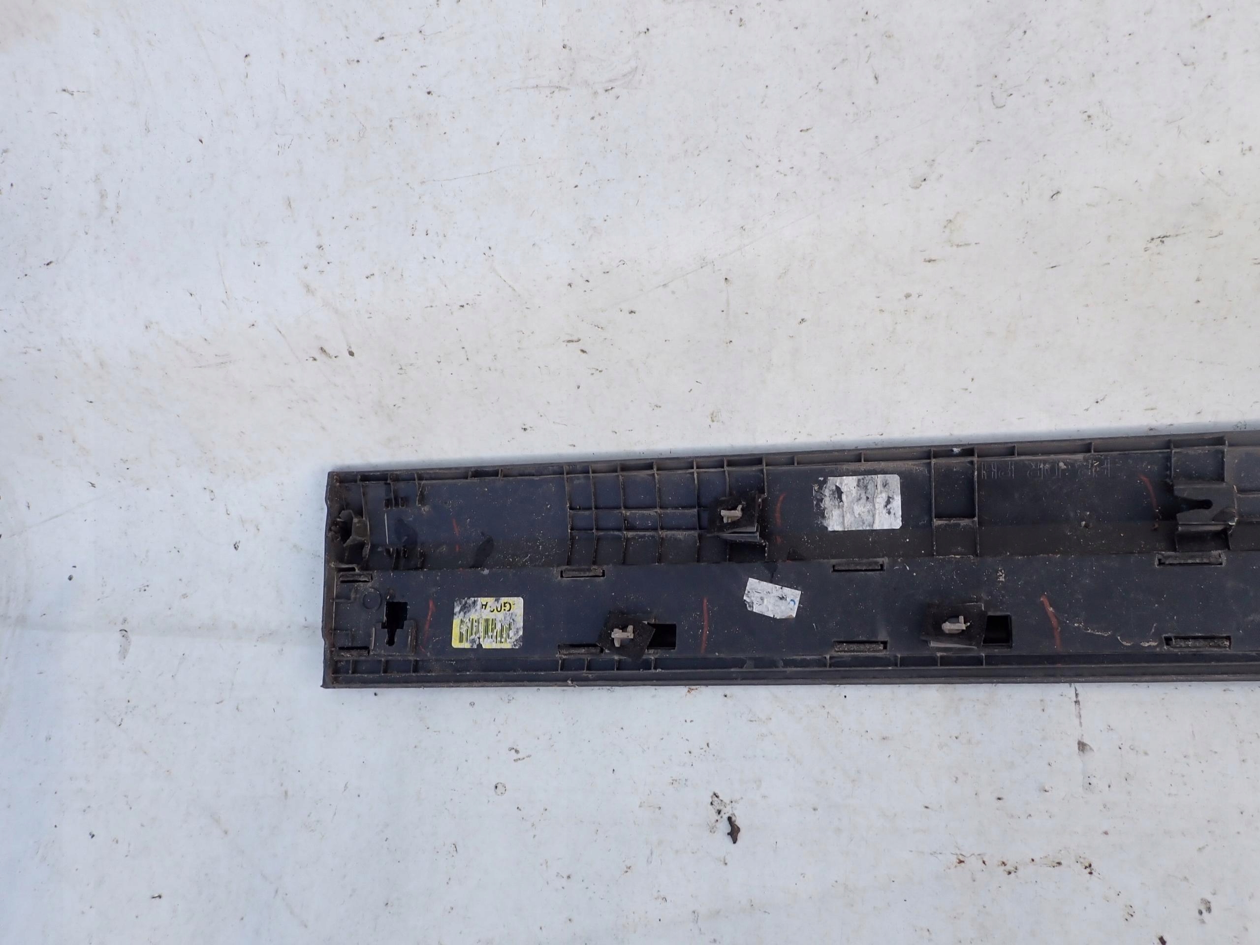 HYUNDAI KONA 17- moulding door right front