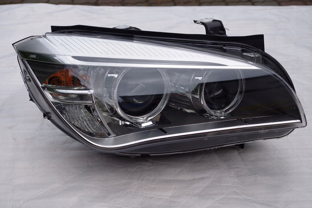 BMW X1 E84 LCI LIFT XENON PRAWA SCHEINWERFER RECHTS DYNAMIC 7290240 -04 Numer katalogowy producenta 7290240 -04