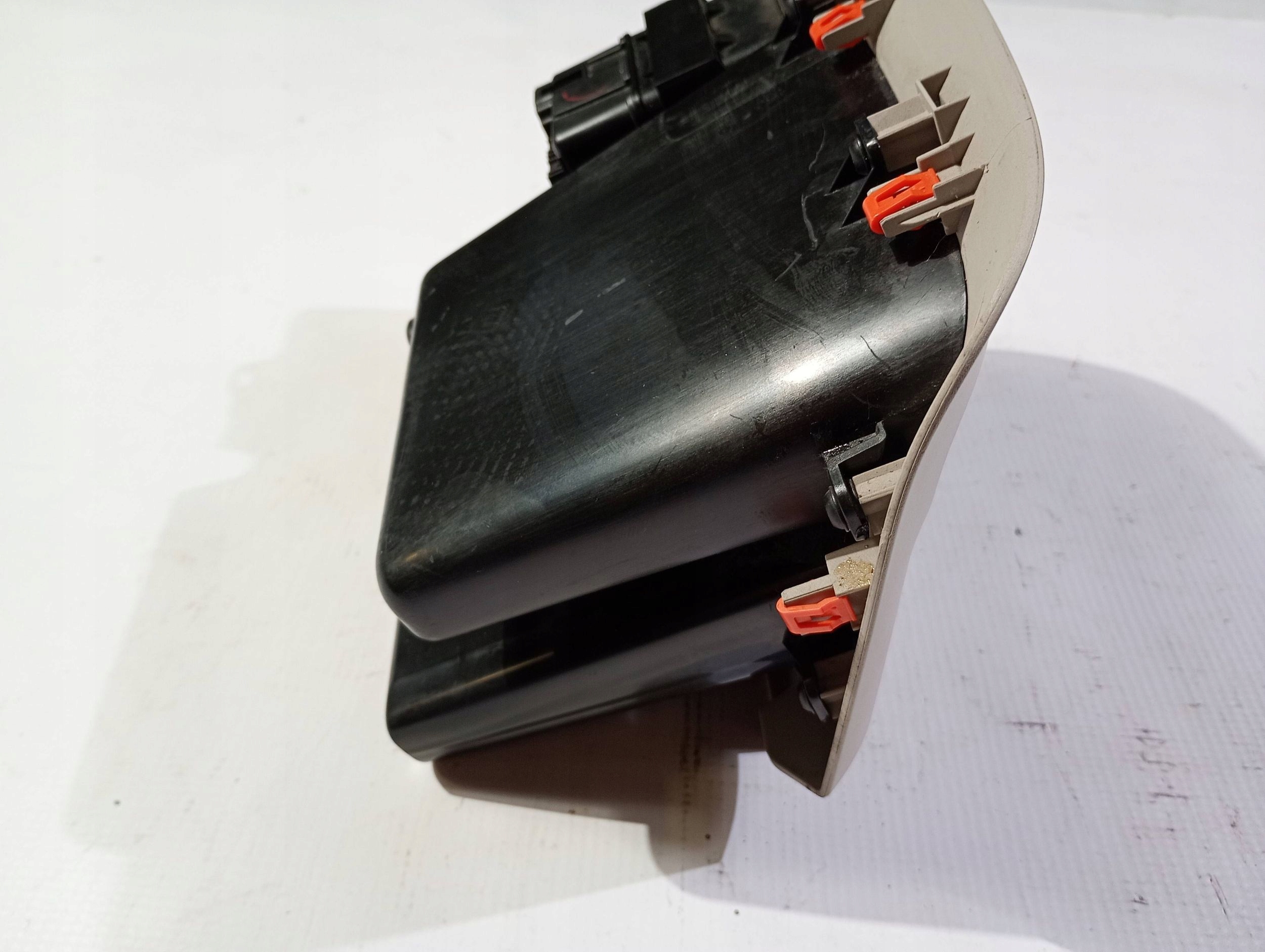 Tunel Handschuhfach Armaturenbrett konsole Usb Aux Chrysler Pacifica 2017