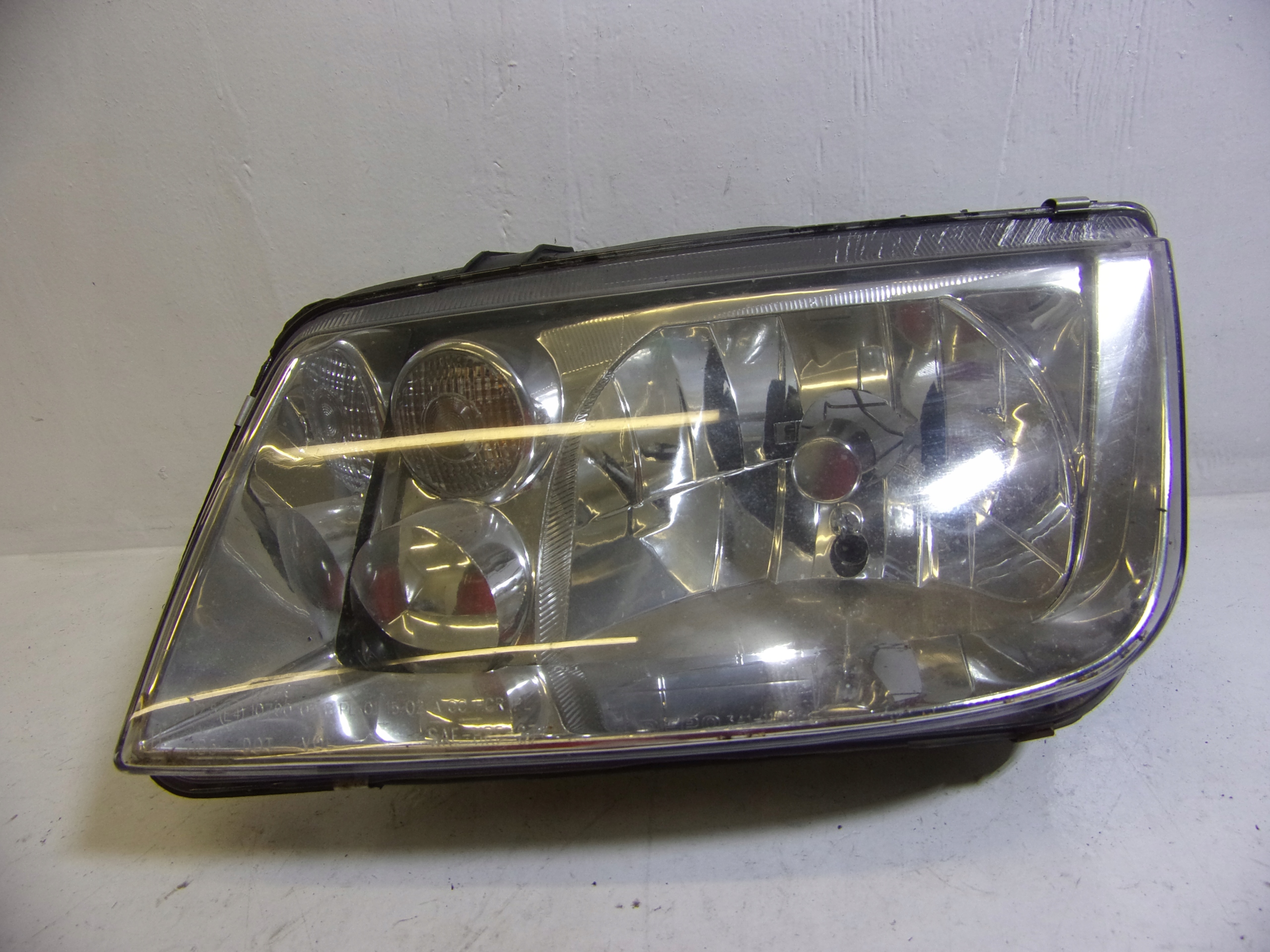 light left front VOLKSWAGEN BORA DEPO