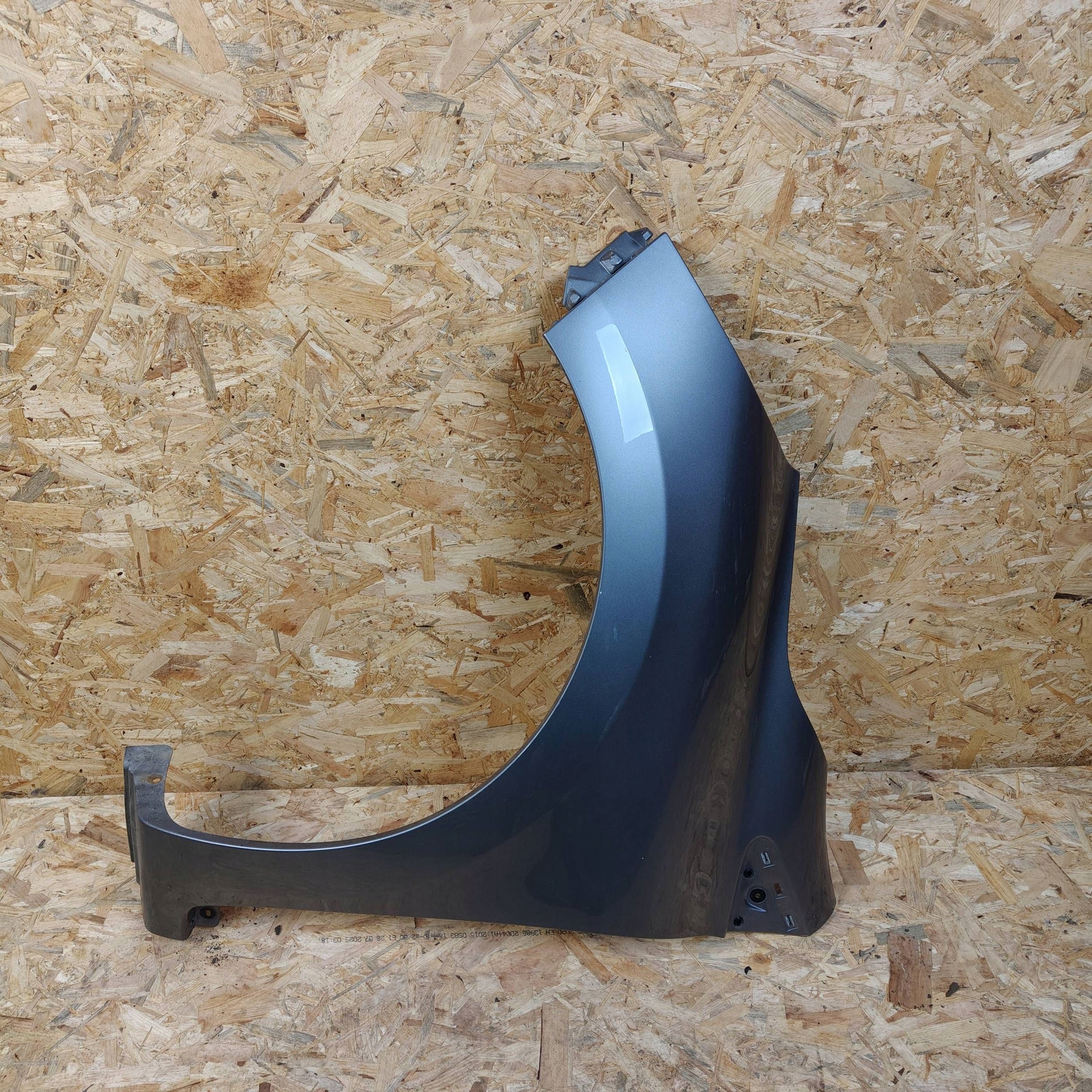fender front side left Renault Clio IV 631017334R
