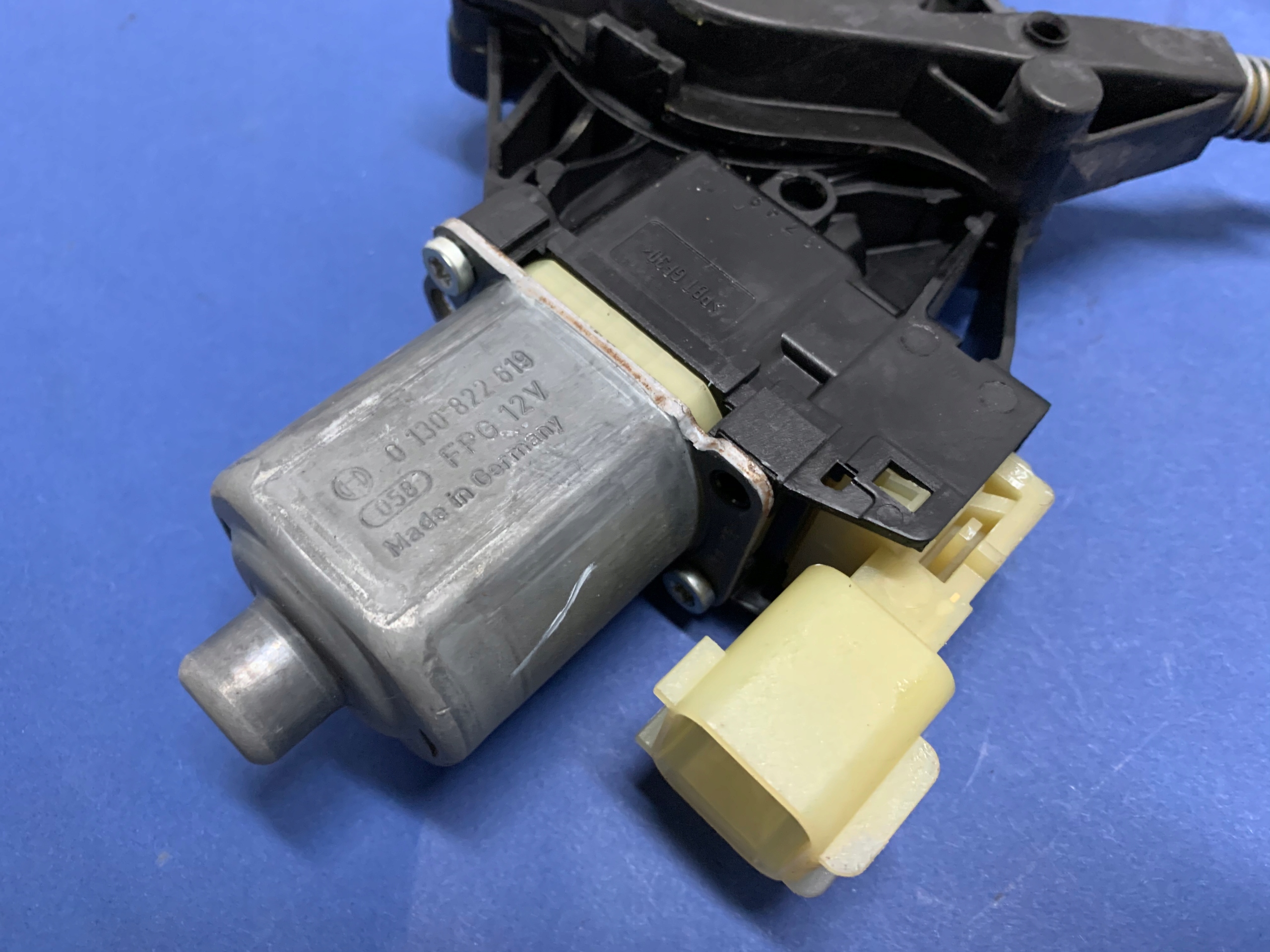 lift mechanism lifting windows right front Fiesta MK7