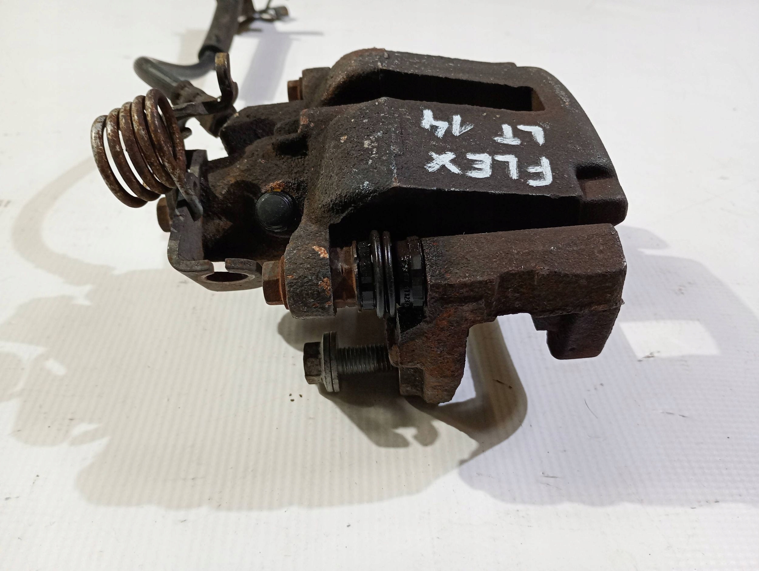 caliper brakes brake rear part rear left Ford Flex Explorer 2011