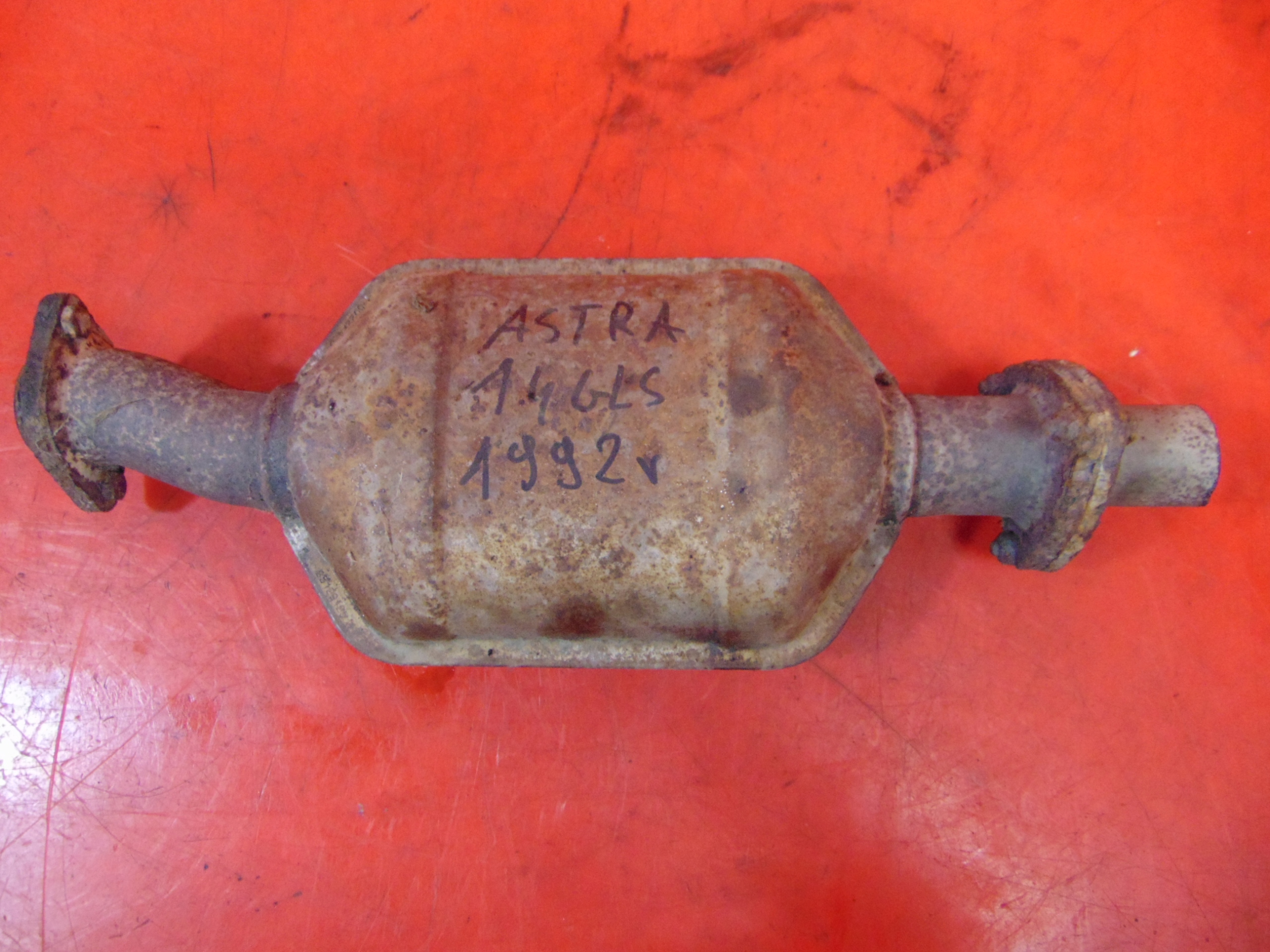 KPS41 GM01 - OPEL ASTRA 1 F 1.4 і каталітичний нейтралізатор 25129125 КПС