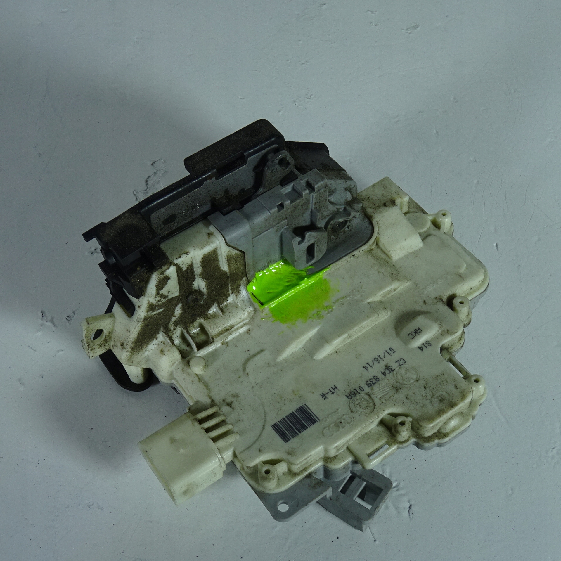 VW PASSAT B7 lock door right rear part 3C4839016A
