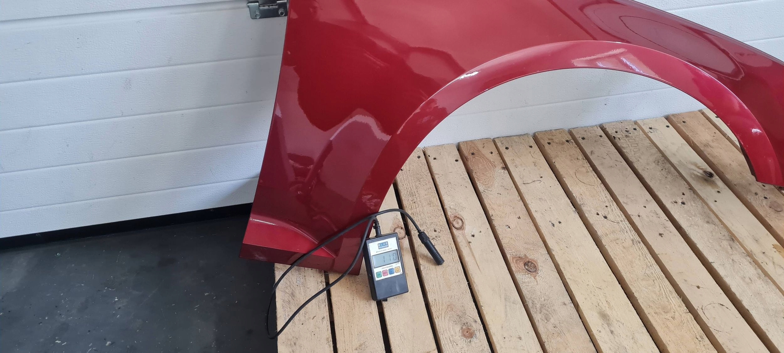 A4 B9 8W fender right front front LY3S 8W0821106A