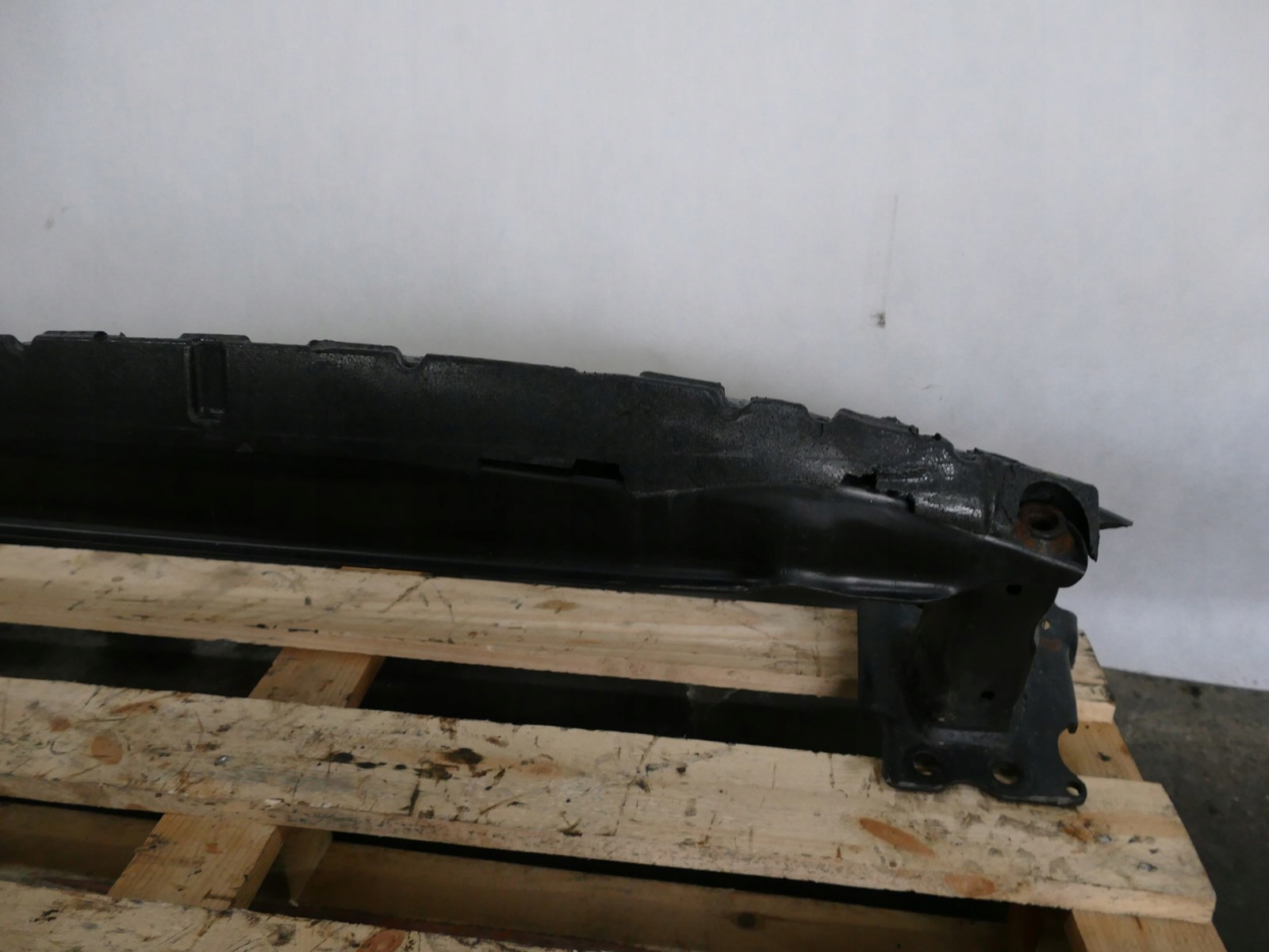 PORSCHE CAYENNE 9P 7L 4.5T bumper support front 7L0807109011