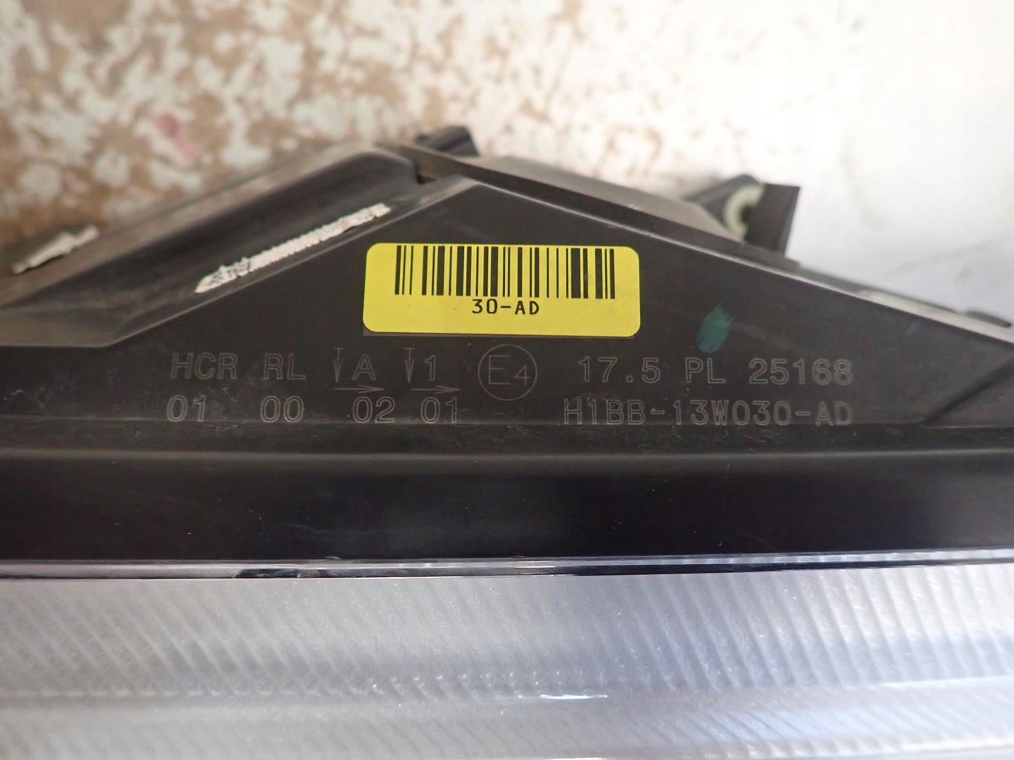 light front front left FORD FIESTA MK8 17