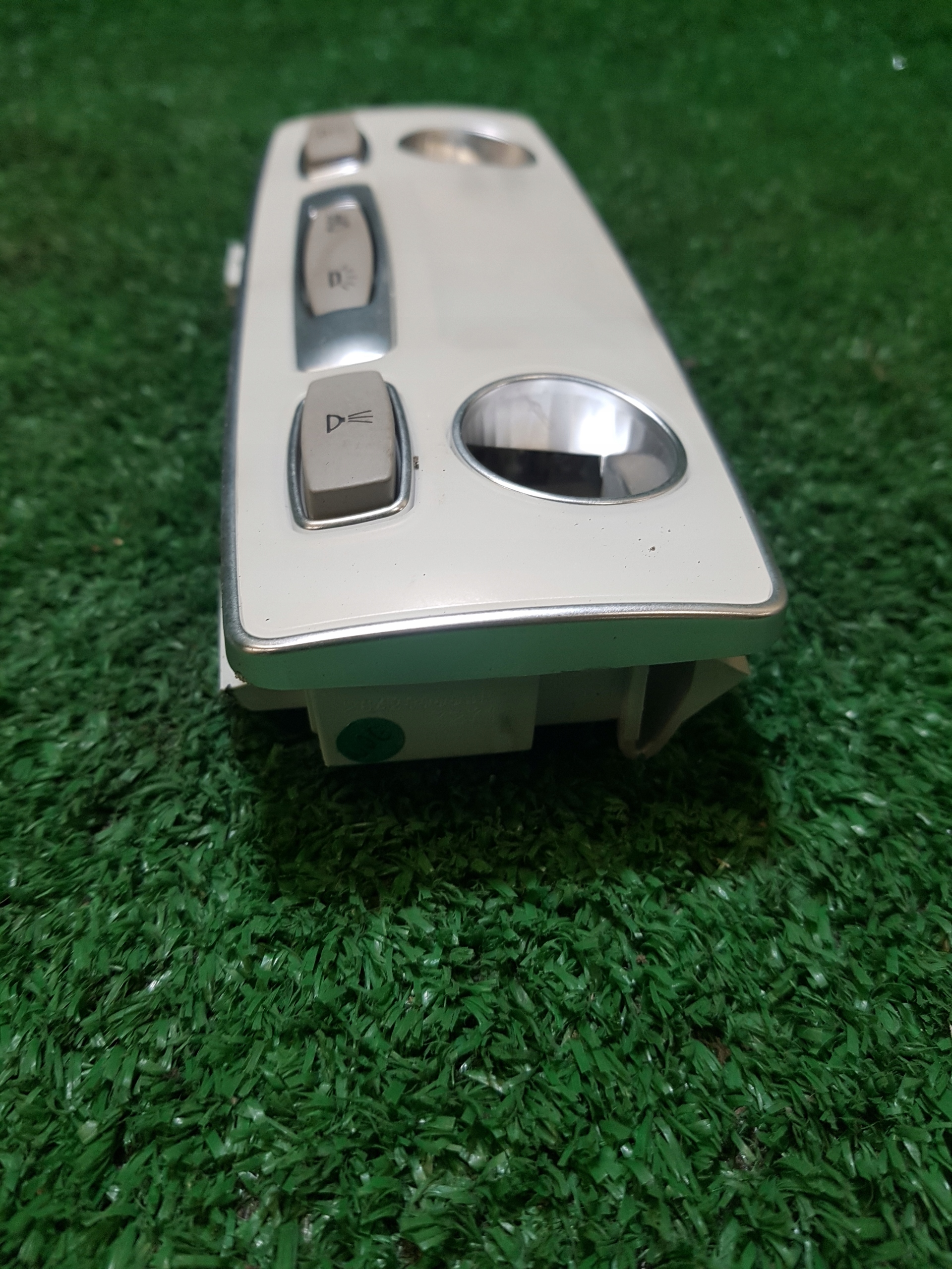 FANALE CIELO INTERNO RENAULT LAGUNA 3 264300003R