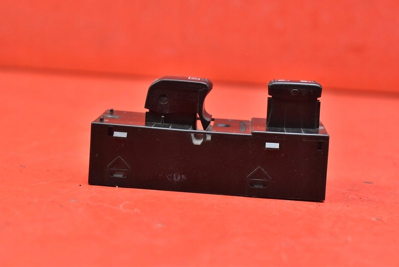 switch lifting windows right front INFINITI FX 1 and S50 02-06