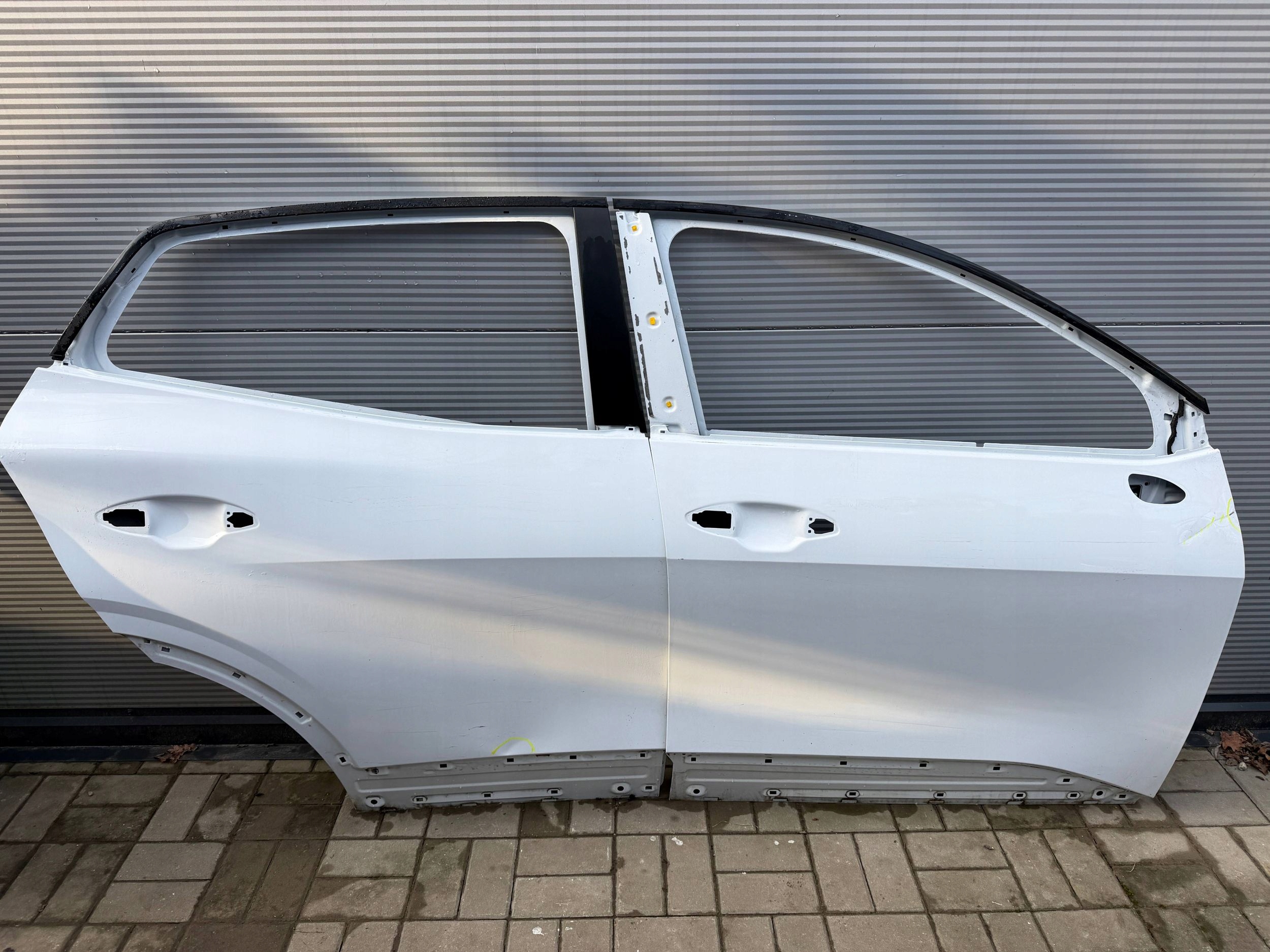 KIA Sportage V 5 door right front rear part right