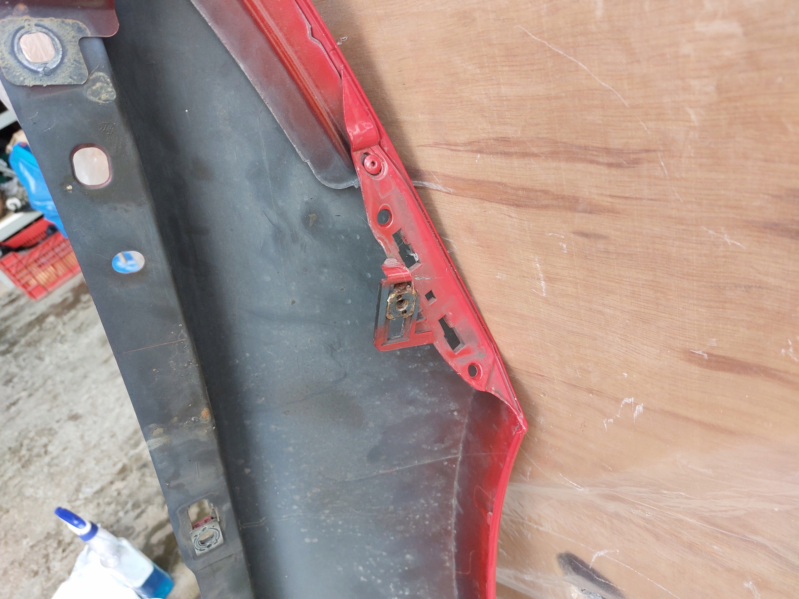 BMW E92 E93 fender left front 7146065 red 06-10r