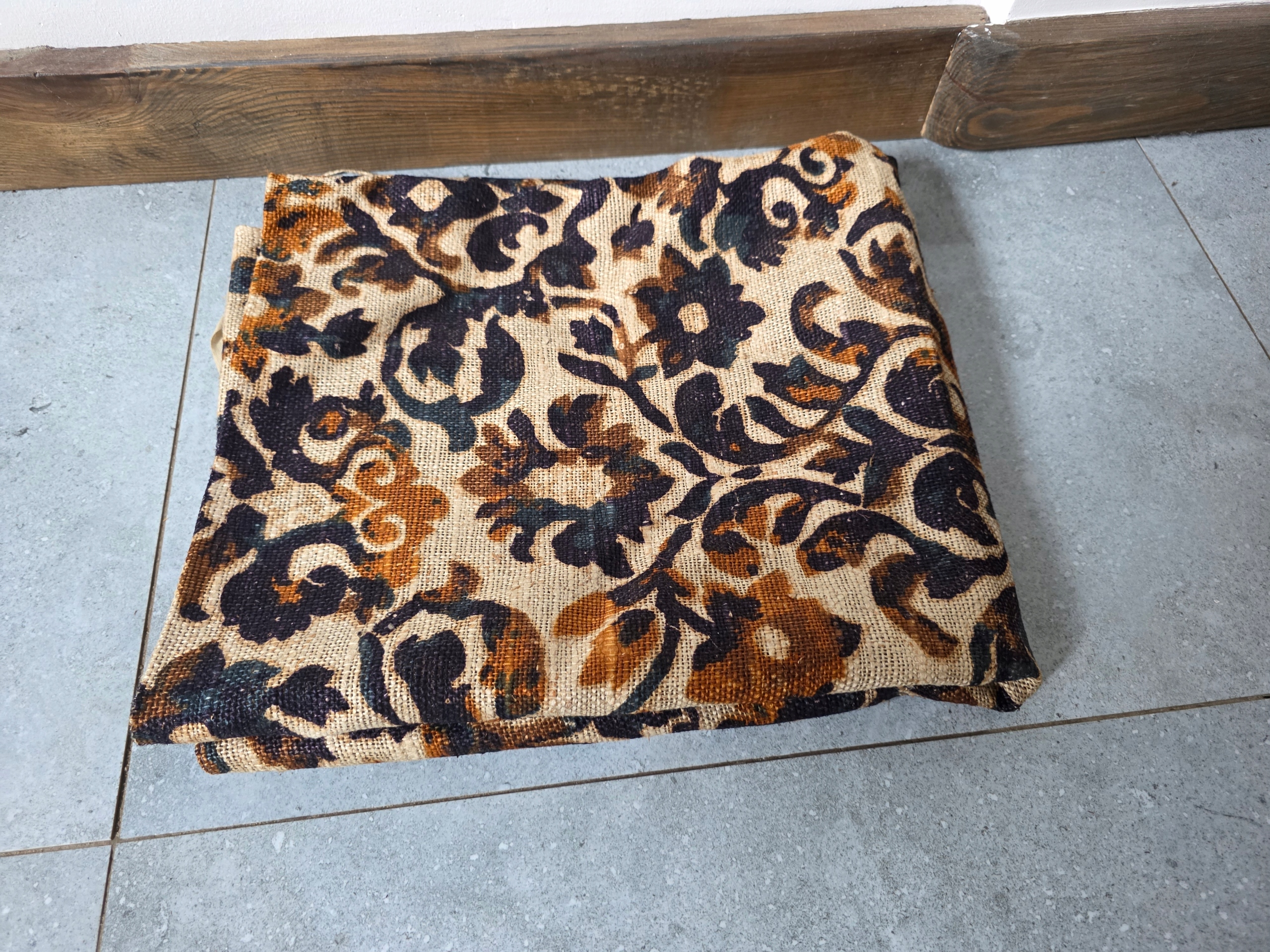 Kupon tkaniny len 140/124