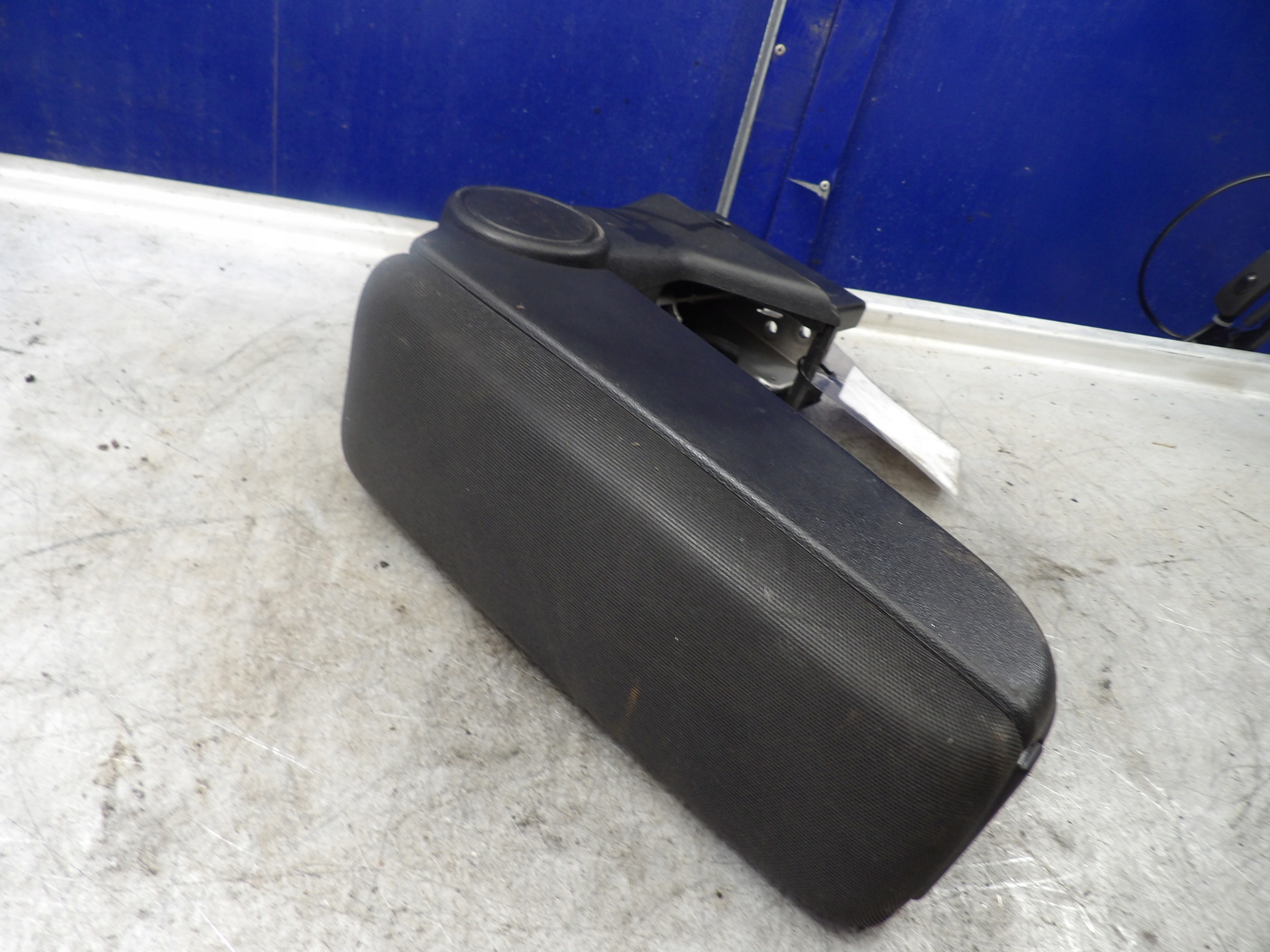 Fiat Grande Punto bracciolo 1,4B