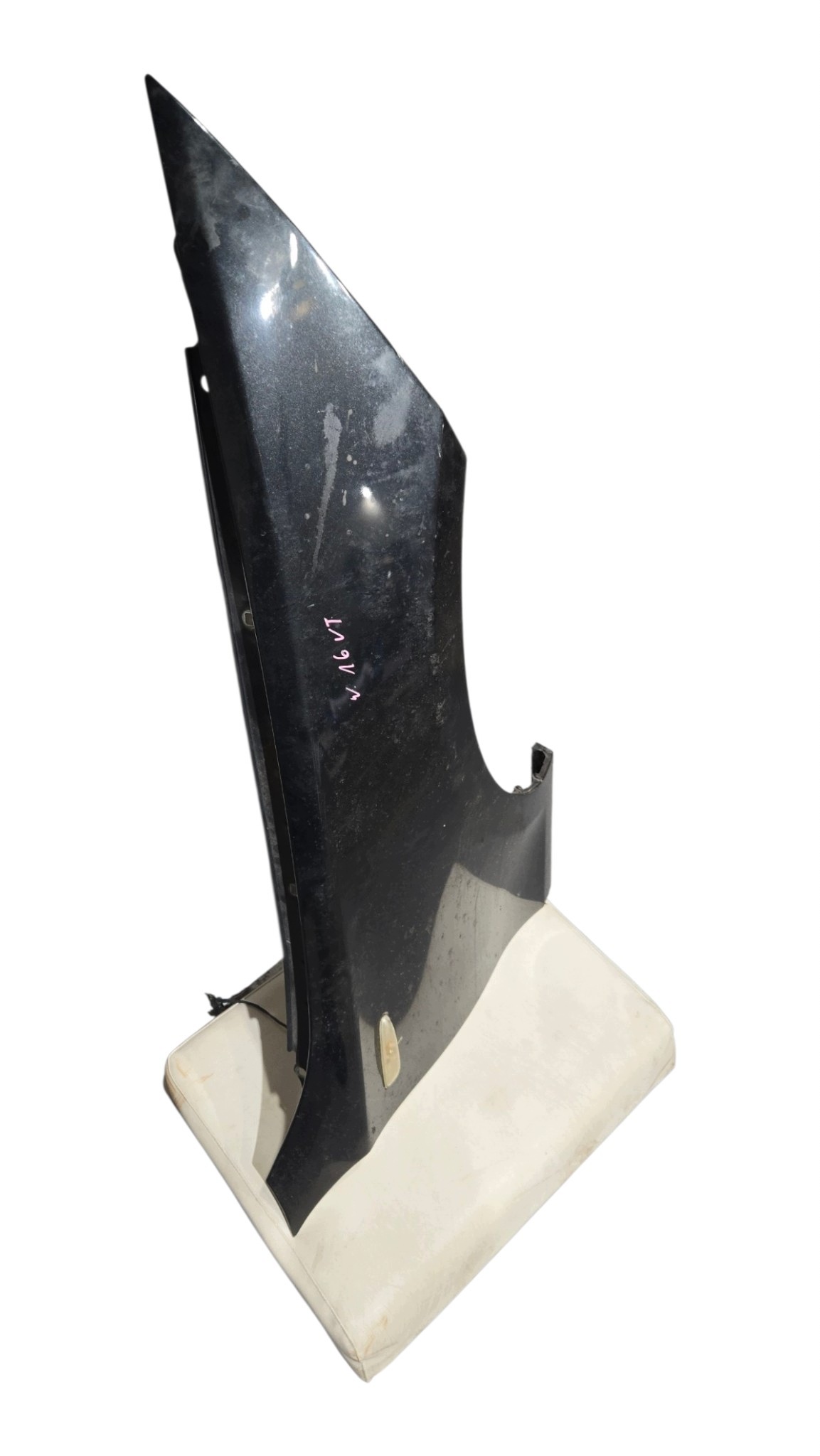 fender right front BMW E87 colour BLACK SAPPHIRE