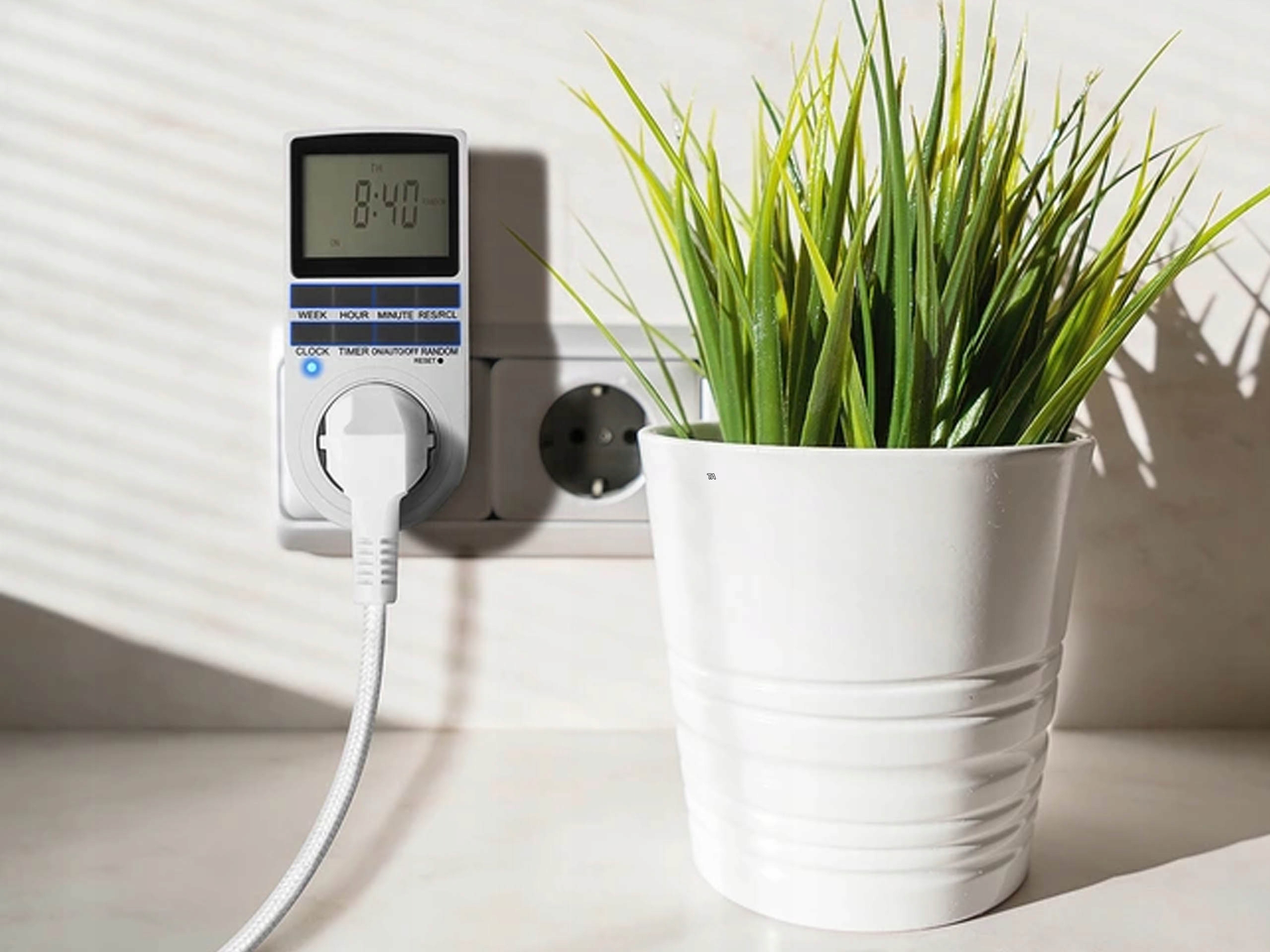 PROGRAMATOR CZASOWY WŁĄCZNIK WYŁĄCZNIK TIMER LCD EAN (GTIN) 5904384741168