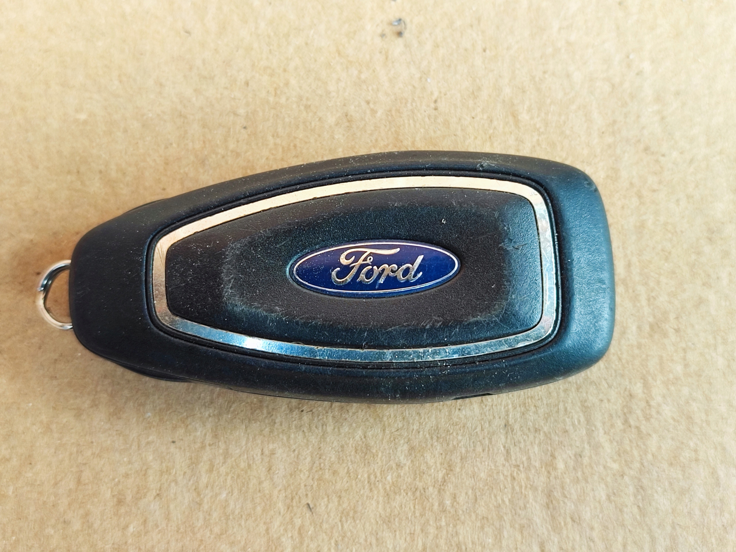 Ford Ecosport 2015r kluczyk pilot keyless Producent części Ford OE
