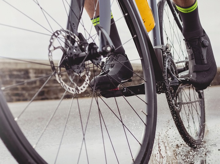 UCHWYT ROWEROWNY ALUMINIOWY MOCNO TRZYMA Kolor czarny