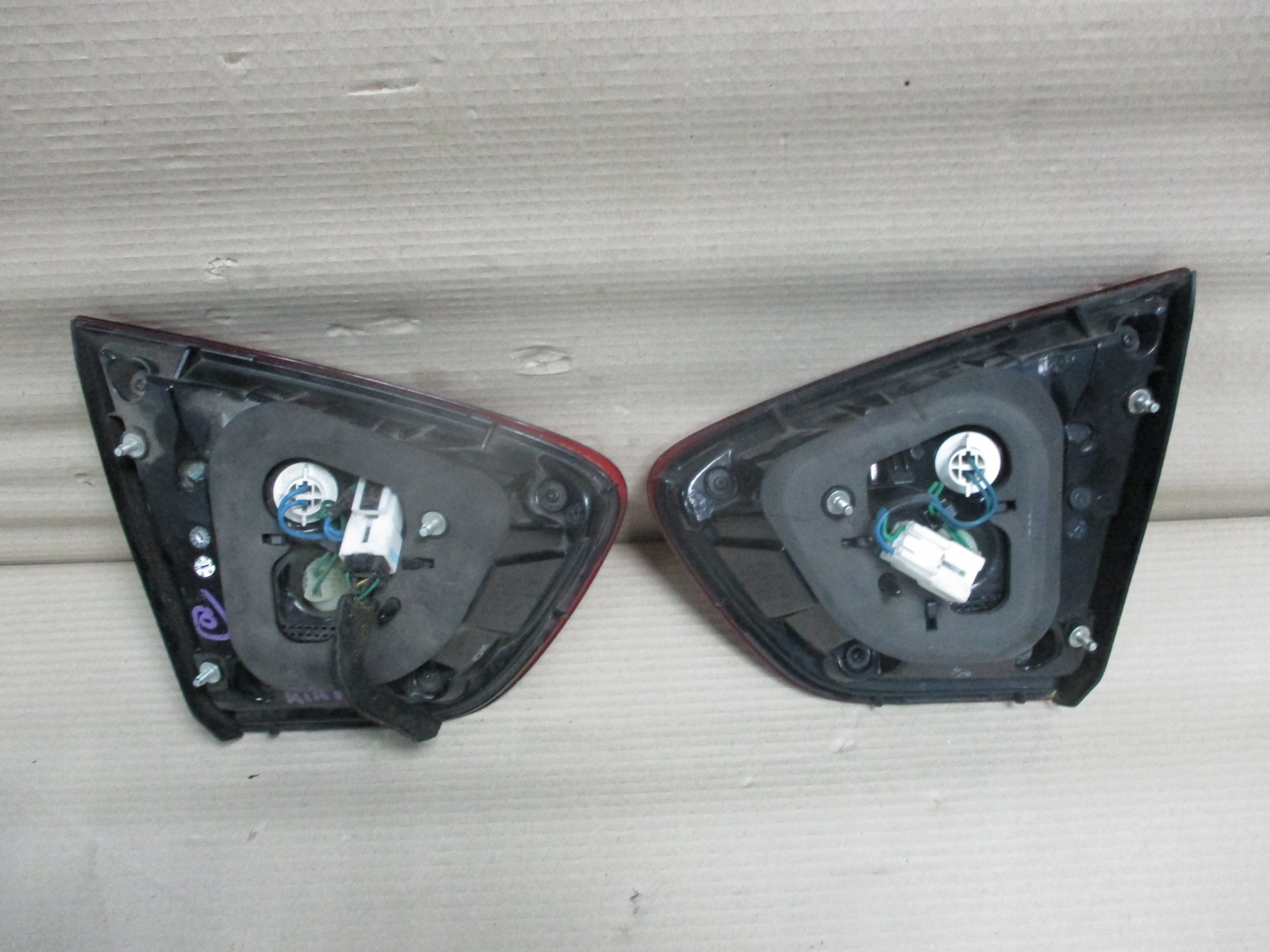 light rear part left to the bonnet Kia Rio III 11-16