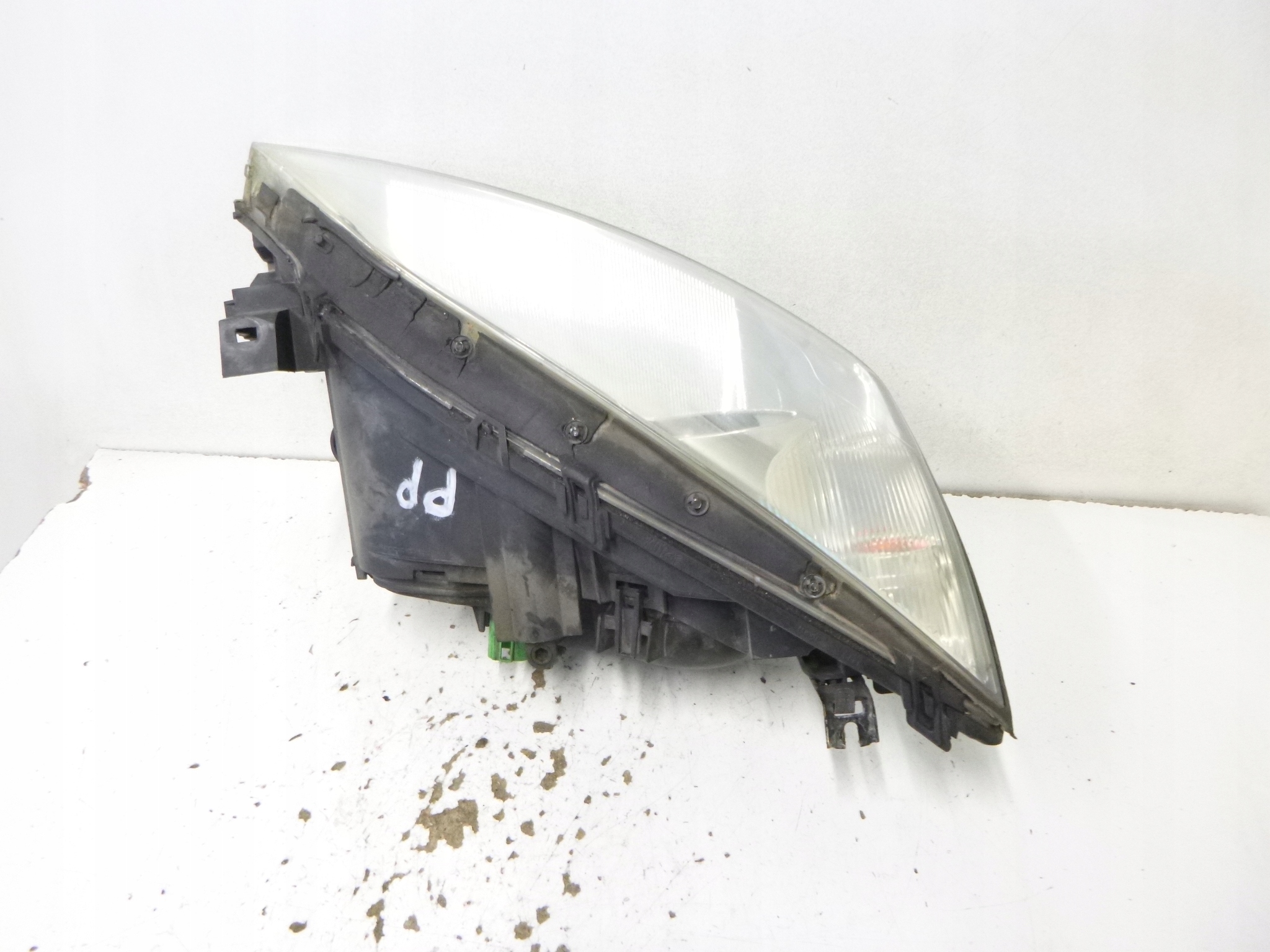 light front right Ford Mondeo III 2006r. 0301174202