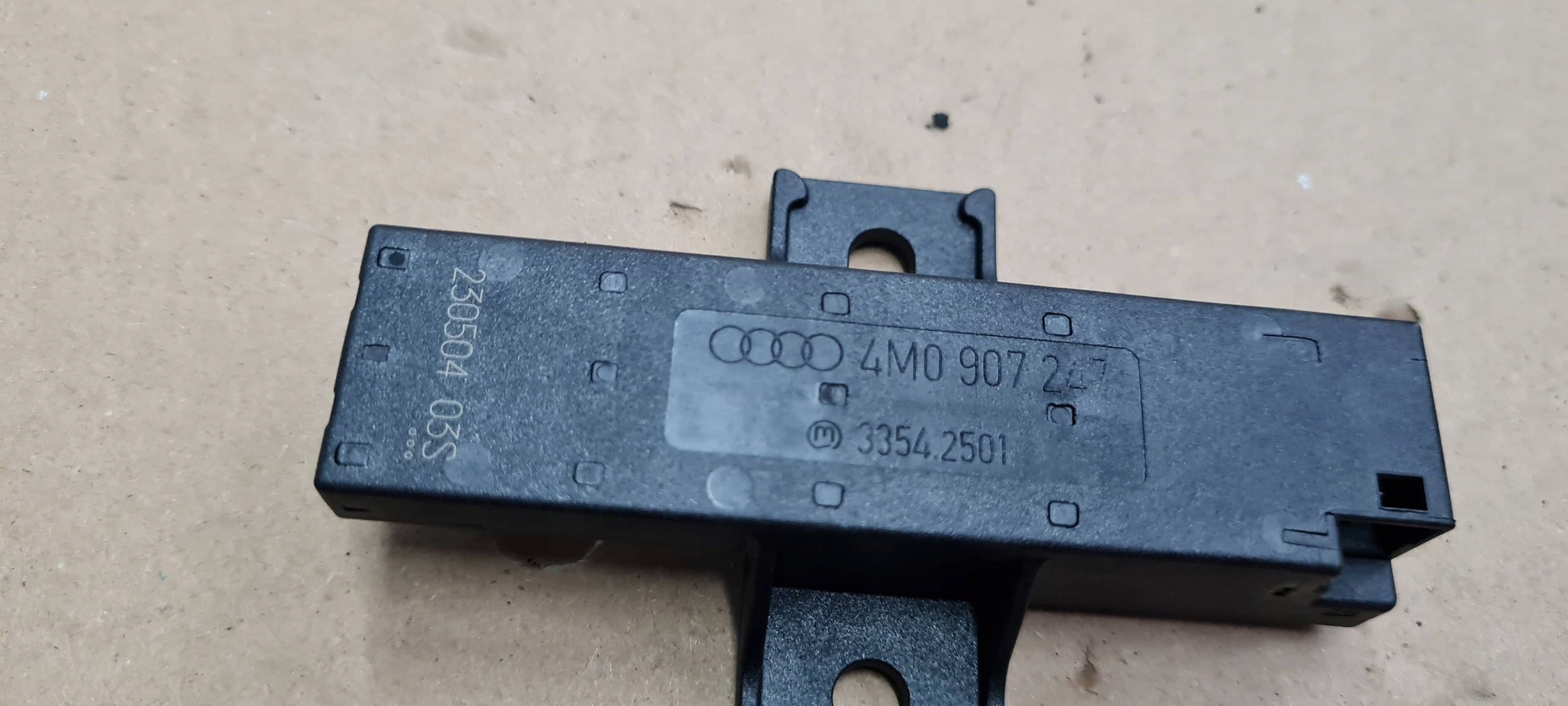 A6 C8 4K module control unit ANTENY KEYLESS 4M0907247 A4 B9 8W Q5 Q7 4M A7 4K