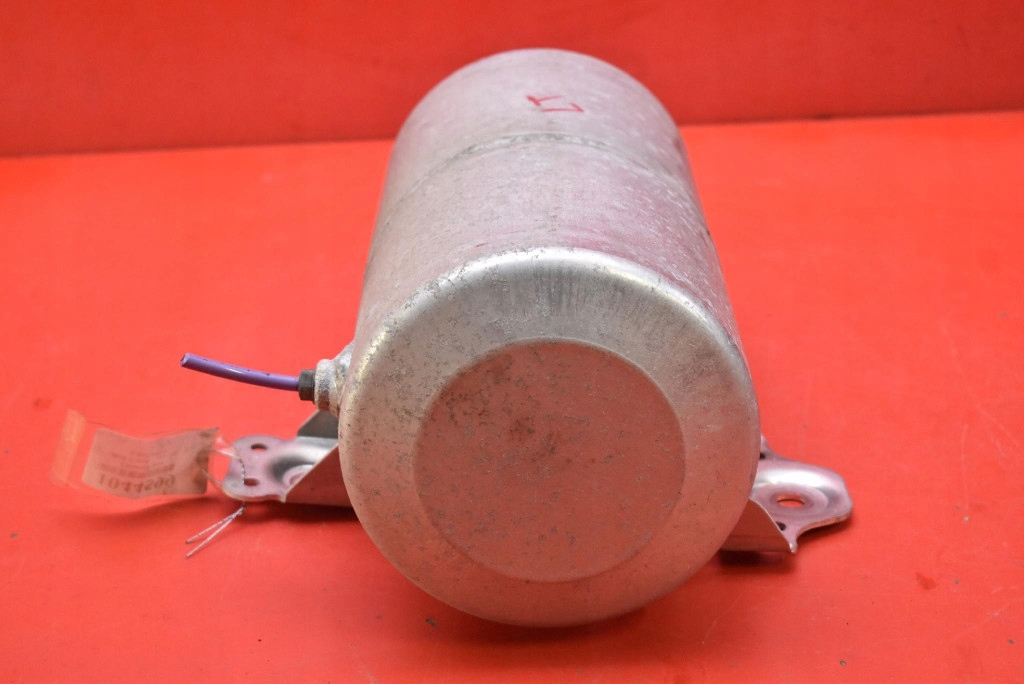 tank air springing left 4KE616203A AUDI E-TRON 55 408 KM 18-21