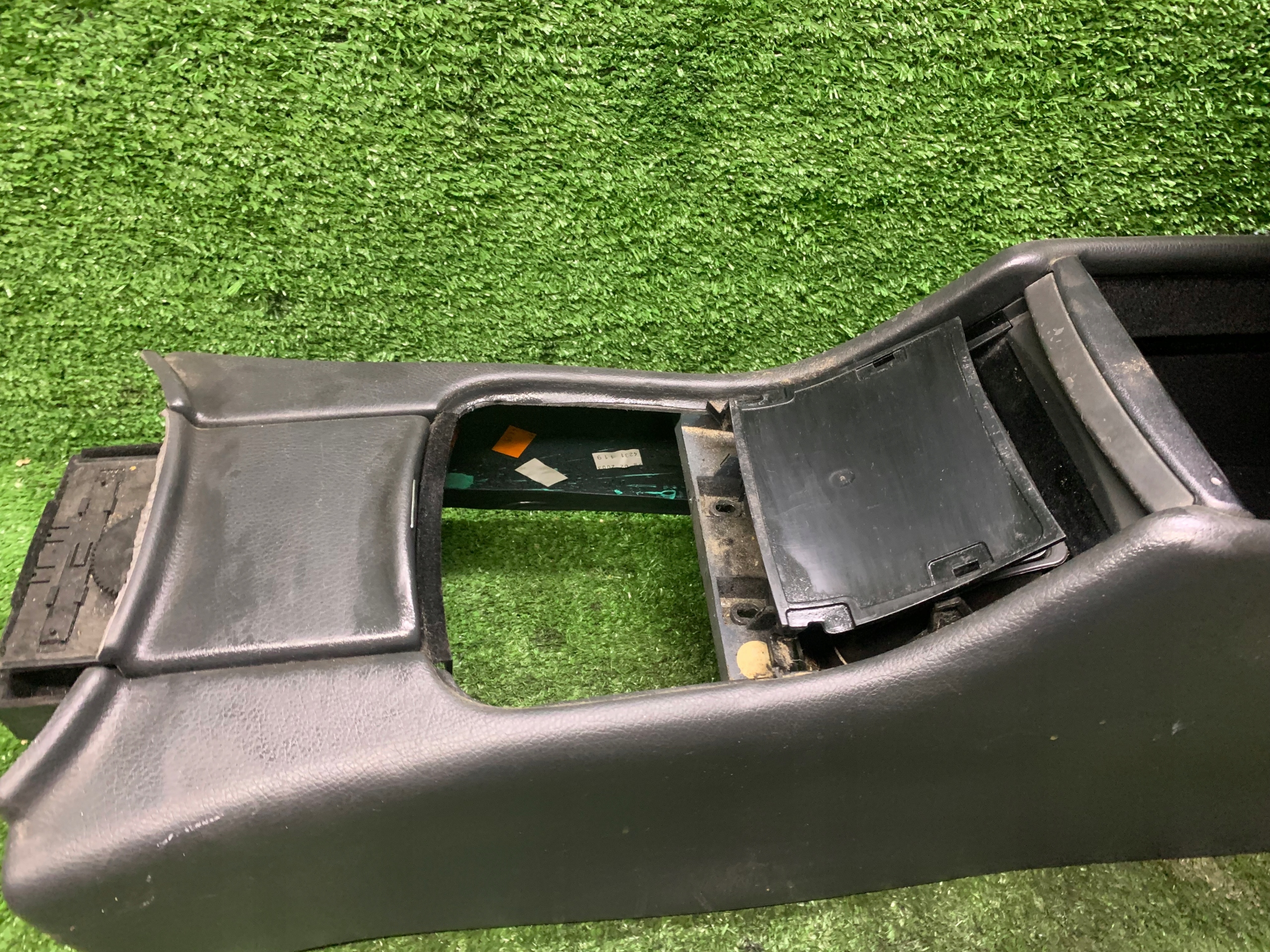 MERCEDES W220 S-KLASA TUNEL central armrest