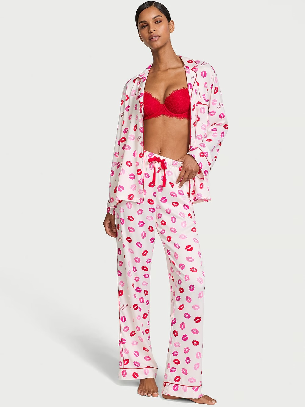 Dlouhé saténové pyžamo Victoria's Secret líbací Xs (s) Regular