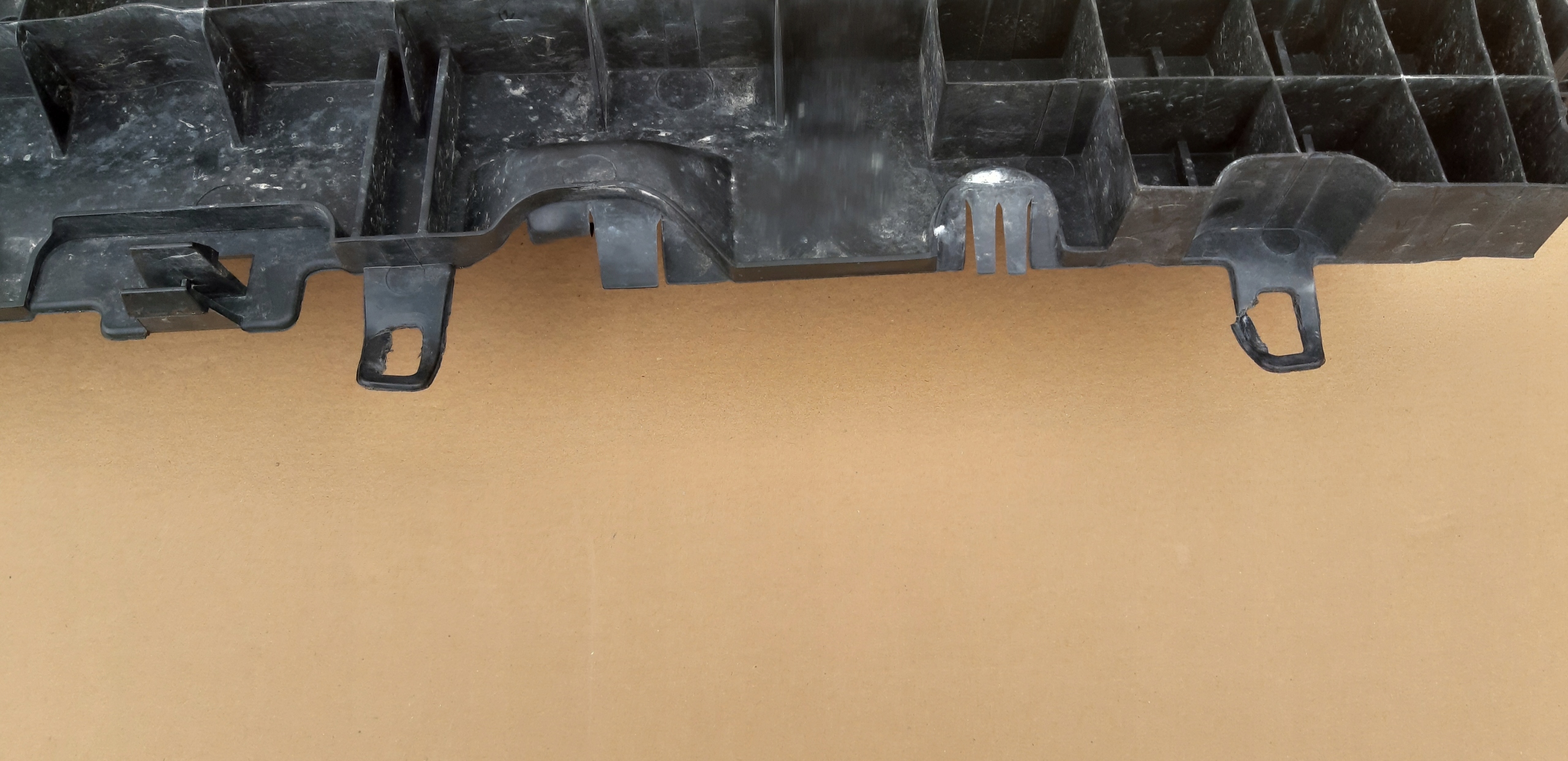 CITROEN C3 III OSŁONA PŁYTA POD ZDERZAK PRZÓD 9813379780 Typ samochodu Samochody osobowe