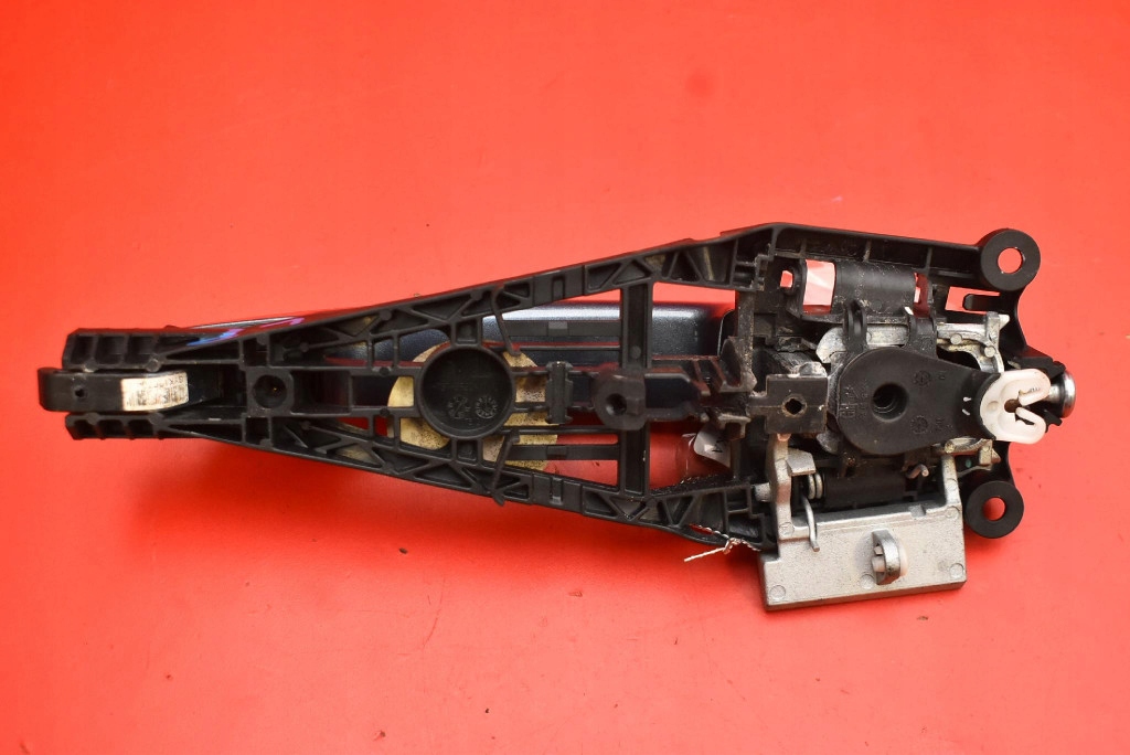 handle left front front GYK CHEVROLET ORLANDO 1 and 10-15
