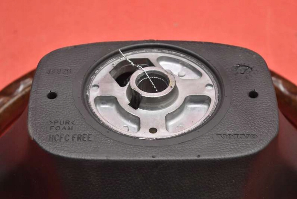 volante MULTIFUNKCJA 30741546 VOLVO XC90 1 e LIFT 06-14